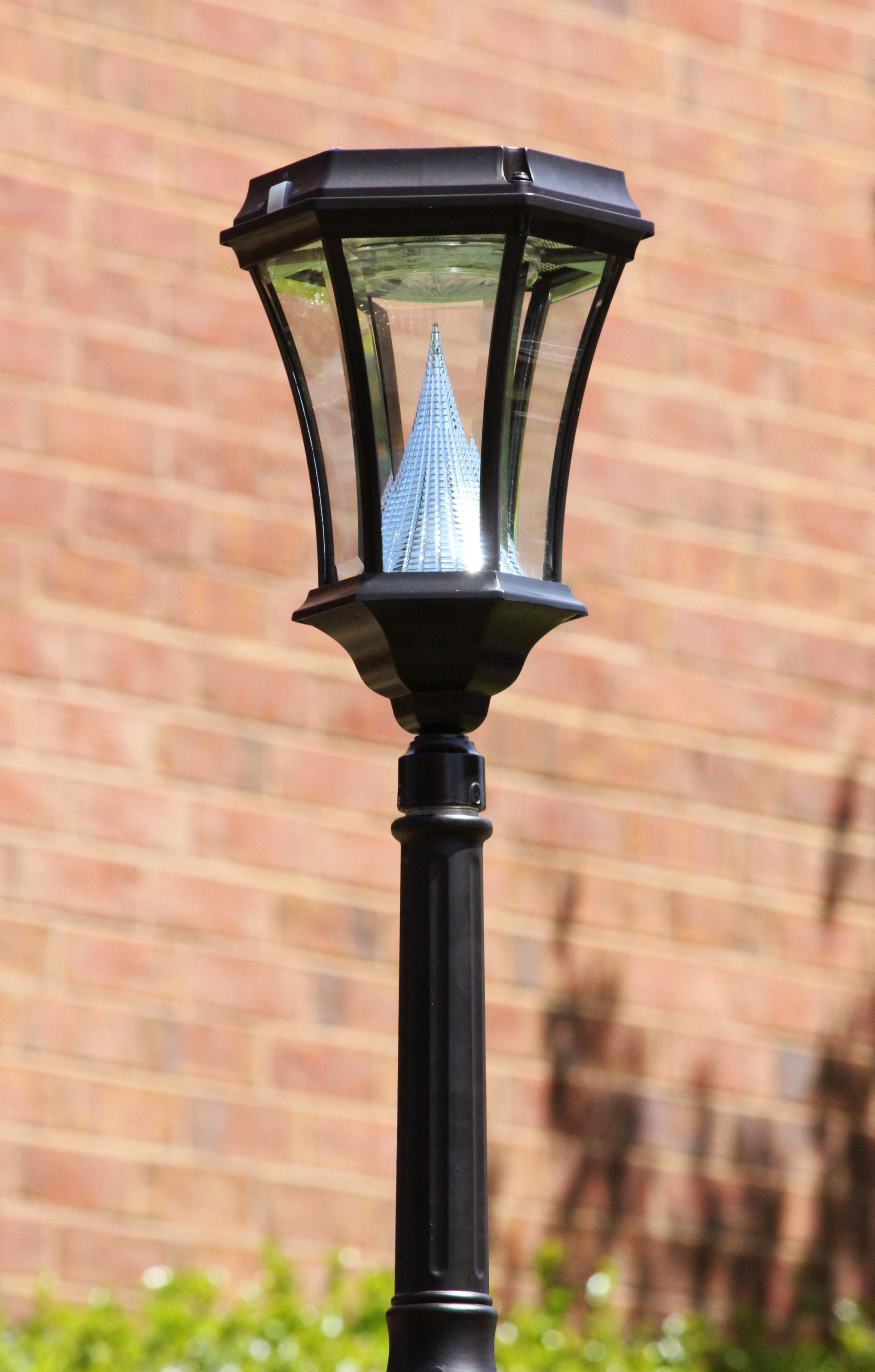 Amazon.com : Gama Sonic Victorian Solar Lamp Post and Single Lamp ...