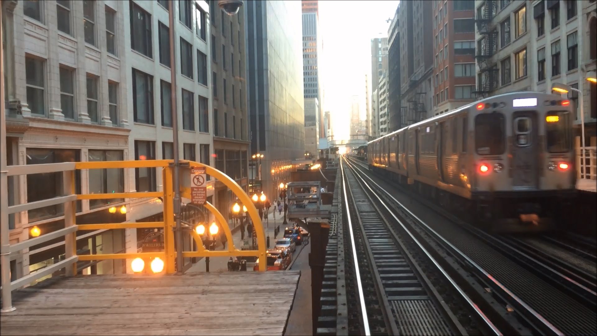 Train Ride - Chicago's Downtown Loop – USA - YouTube
