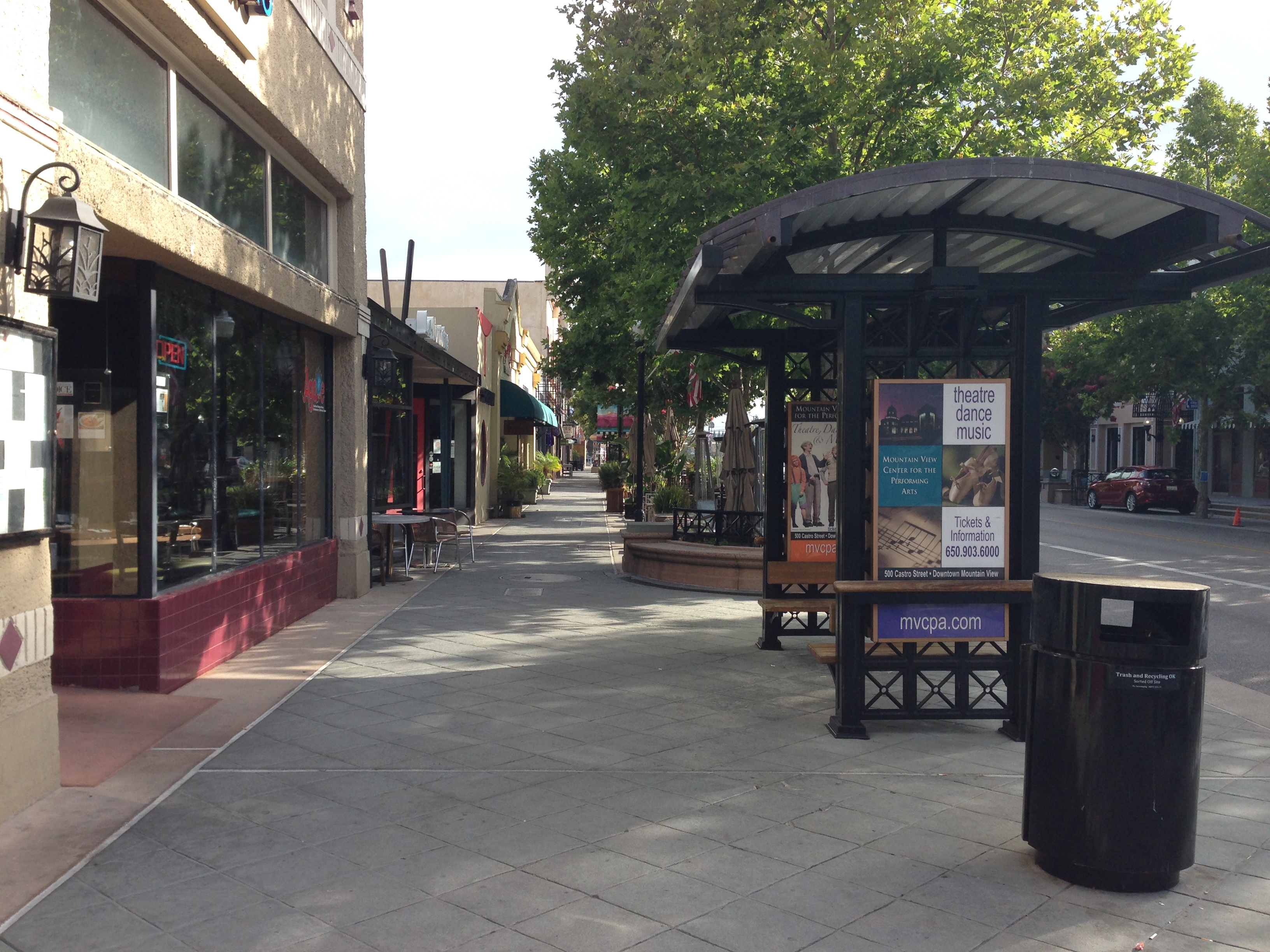 File:VTA bus stop on Castro in downtown Mountain View.jpg ...