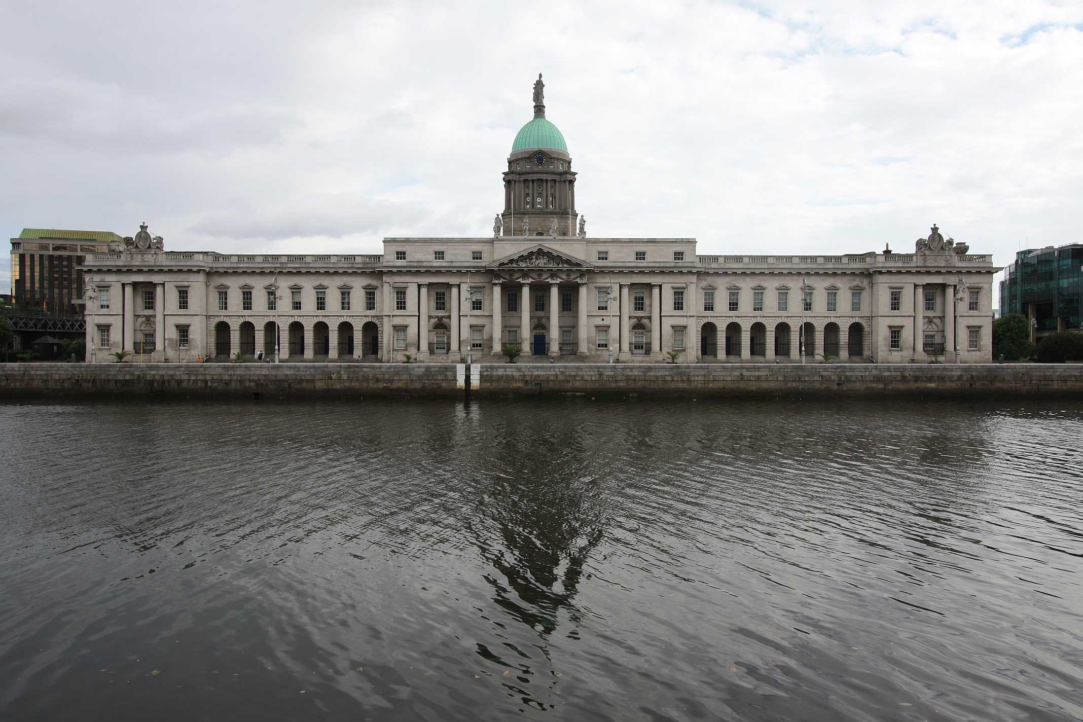 File:Dublin-Custom-House-2.jpg - Wikimedia Commons