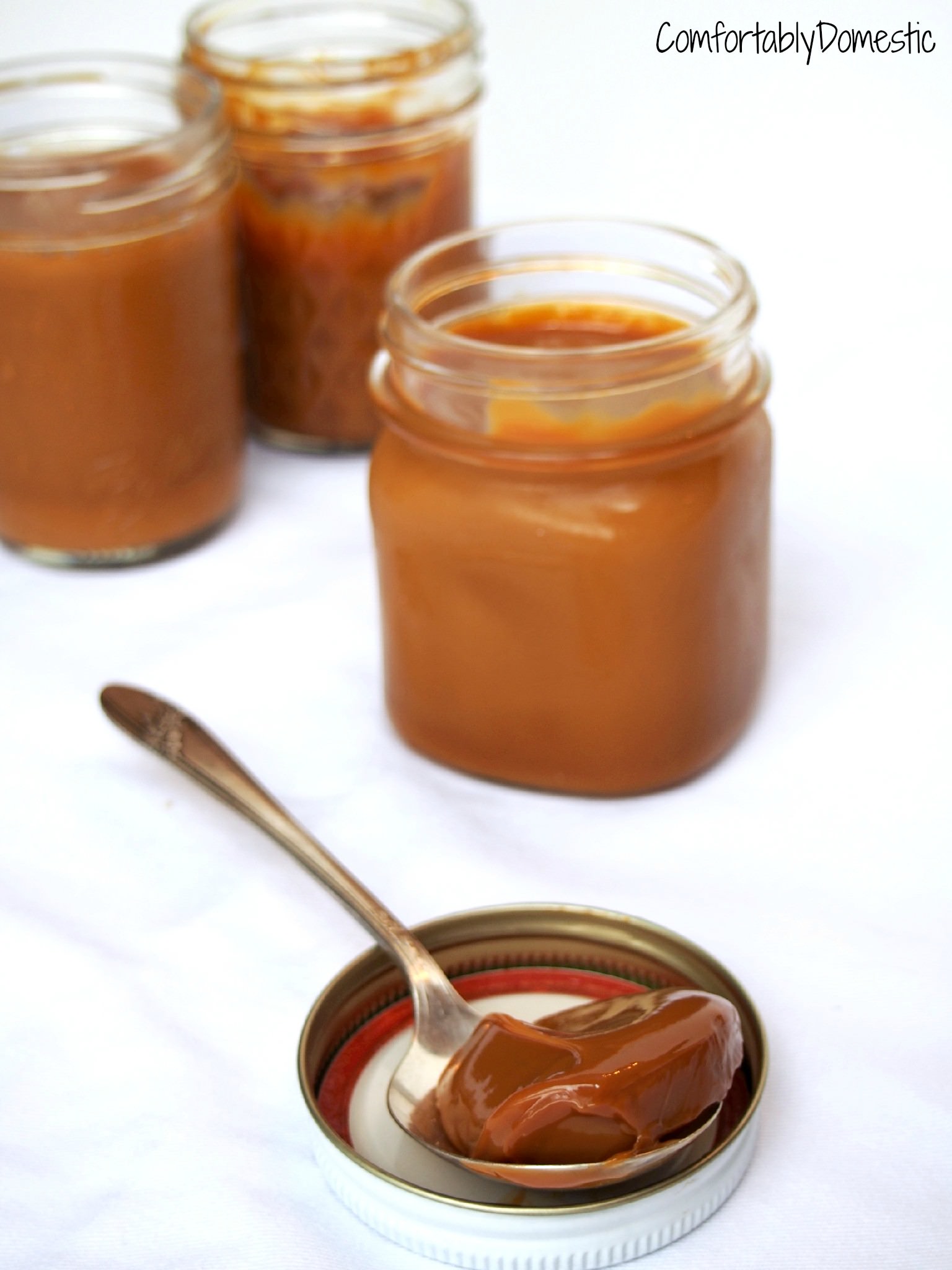 Crockpot Dulce de Leche Caramel - Comfortably Domestic