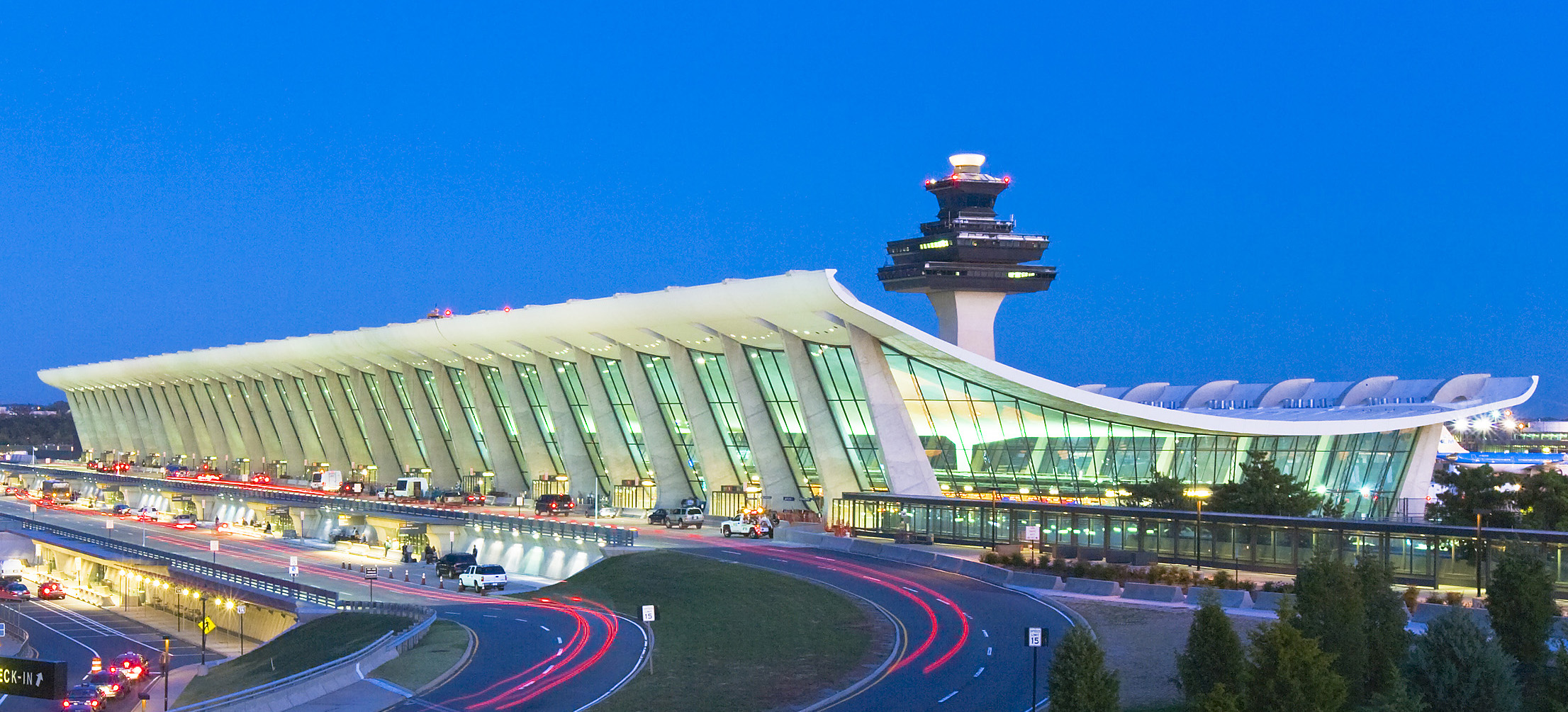 dulles international airport - TCP Lighting