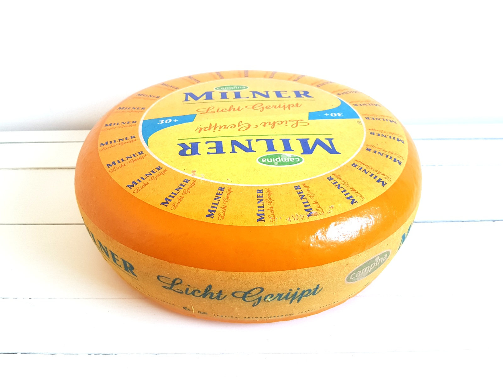 Old Dutch Gouda cheese wheel 'Milner' (decor/imitation)