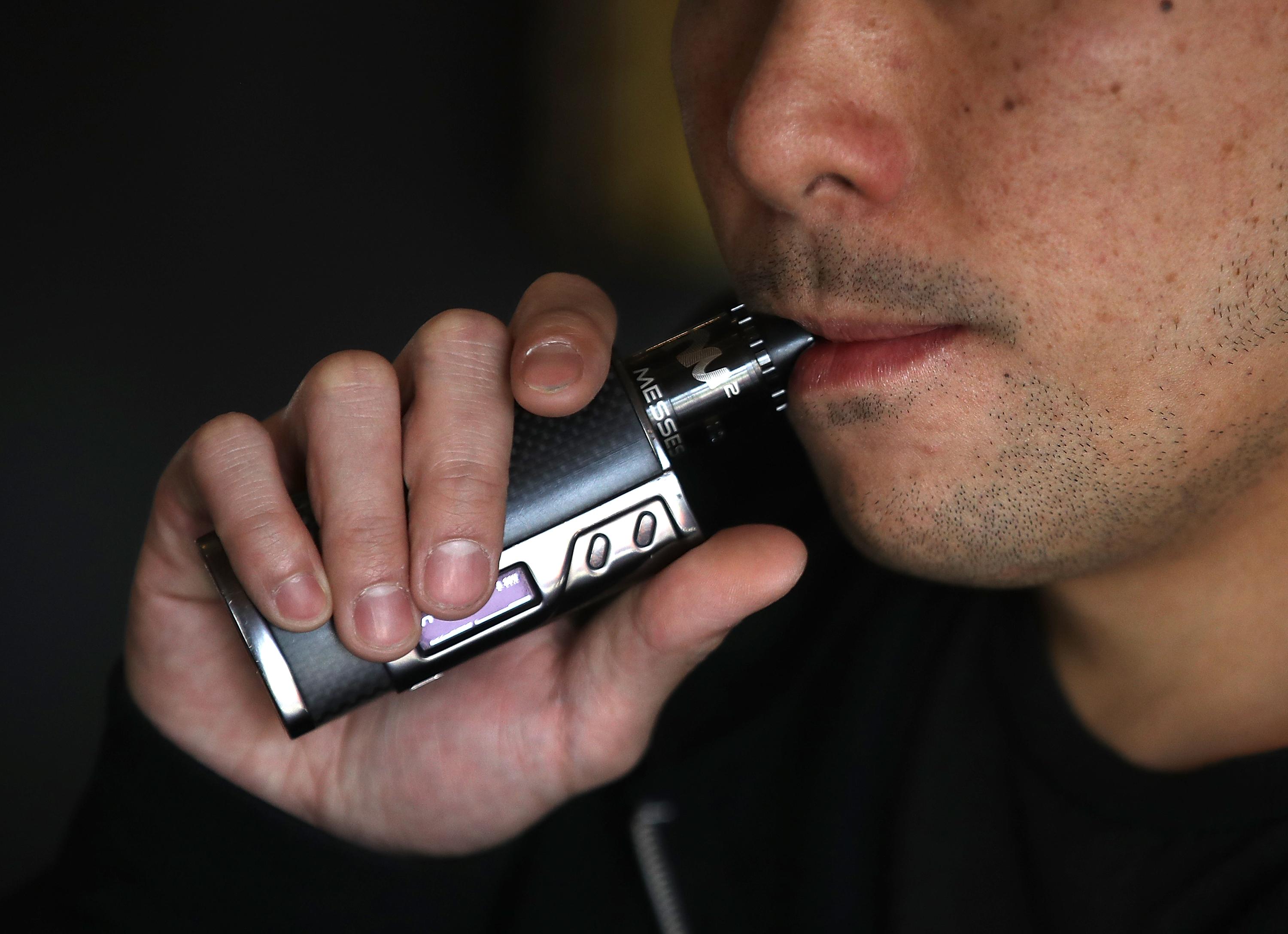 What Is JUUL? USB-Shaped E-Cigarette Is The Newest Trend Among Teens