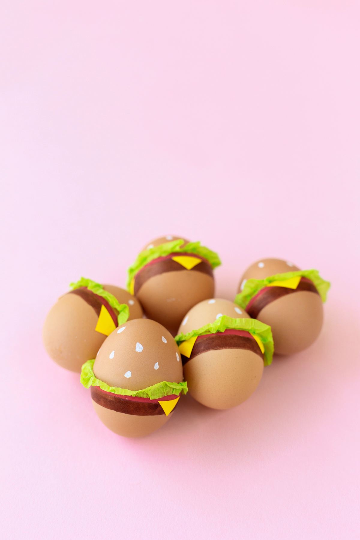 DIY Burger Easter Eggs - Studio DIY