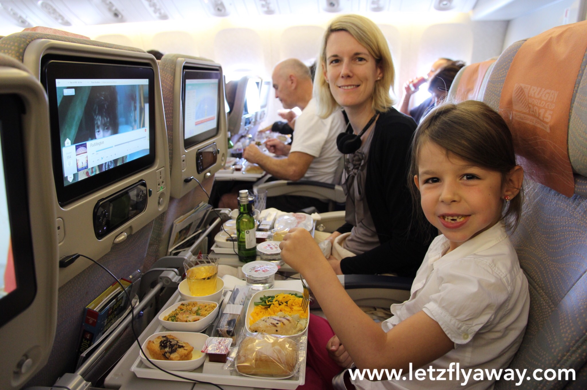 Emirates Economy Class Flight Review |