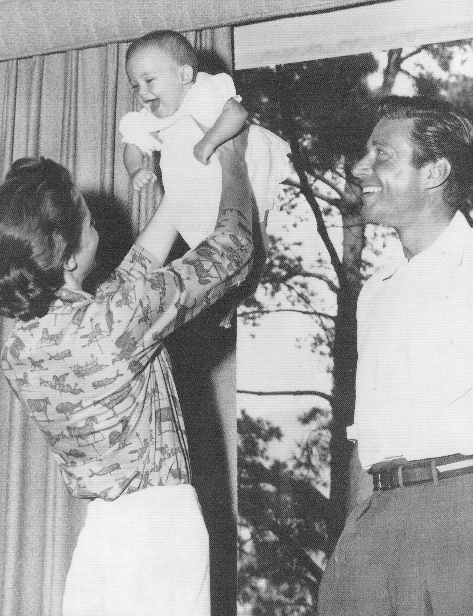 Efrem Zimbalist Jr with family, baby Stephanie | Hooray for ...
