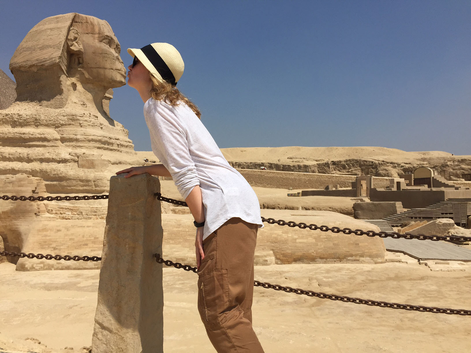 Nerves and no crowds for a tourist in Egypt | The Japan Times
