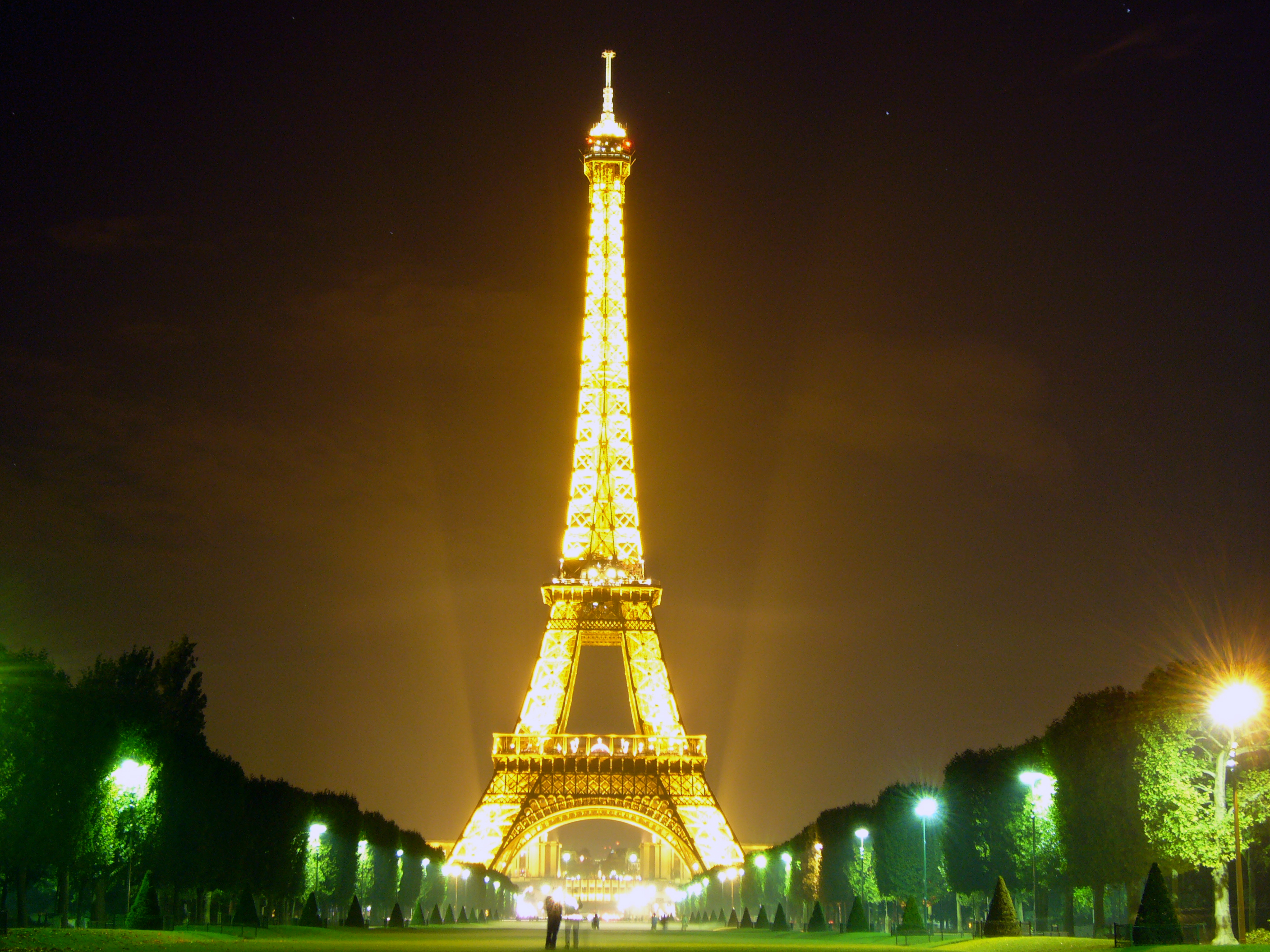 Eiffel Tower | New7Wonders of the World
