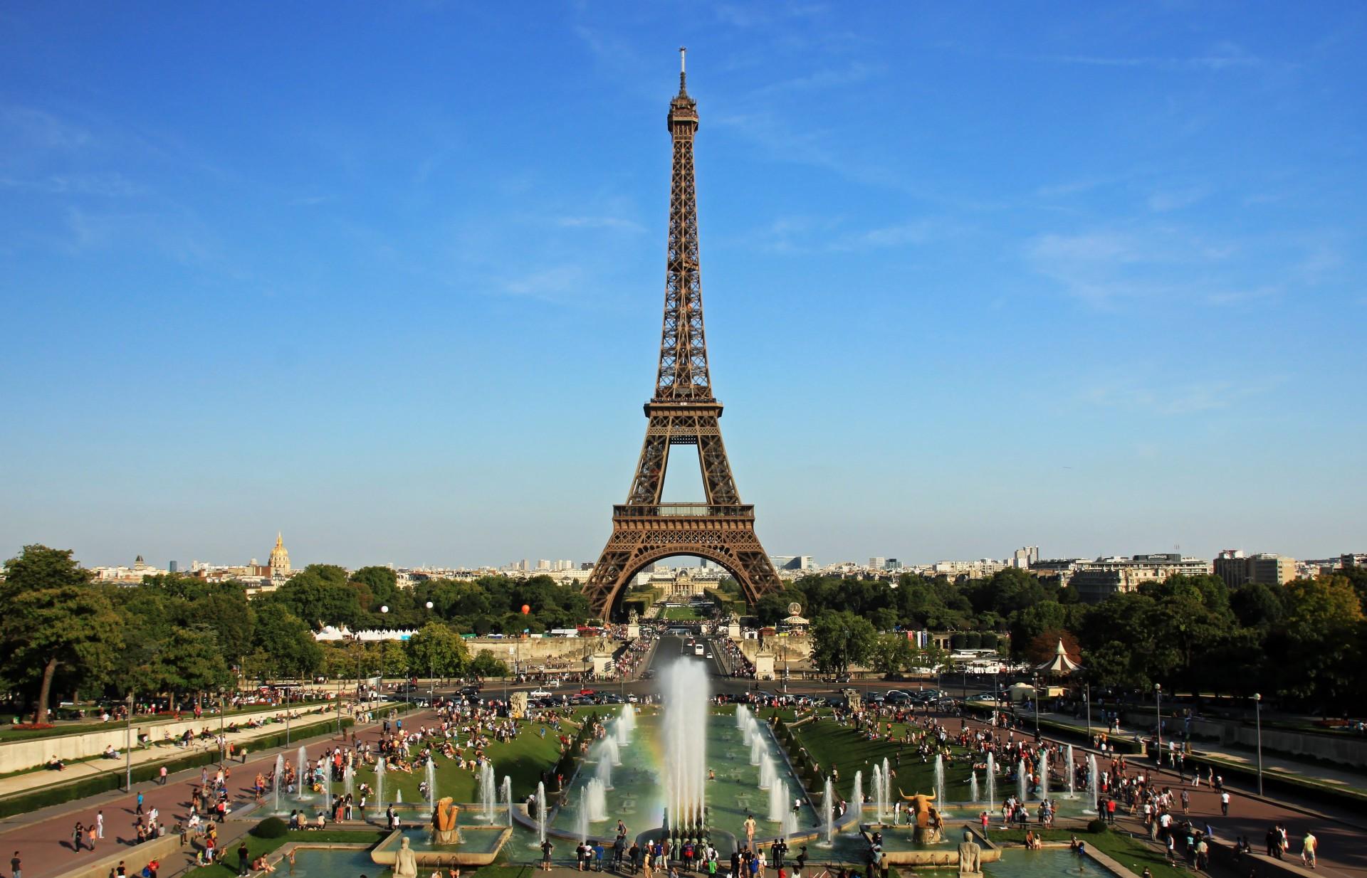 The Eiffel Tower - AA Travel Hub