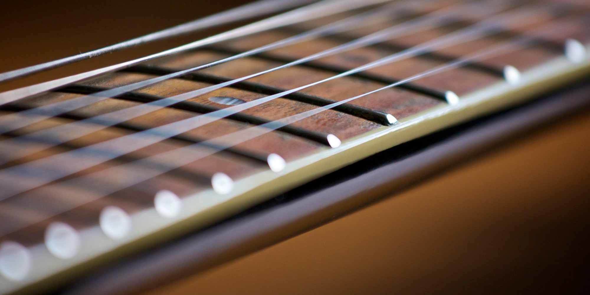 Guitar Strings: Materials, Construction and Benefits | Reverb News