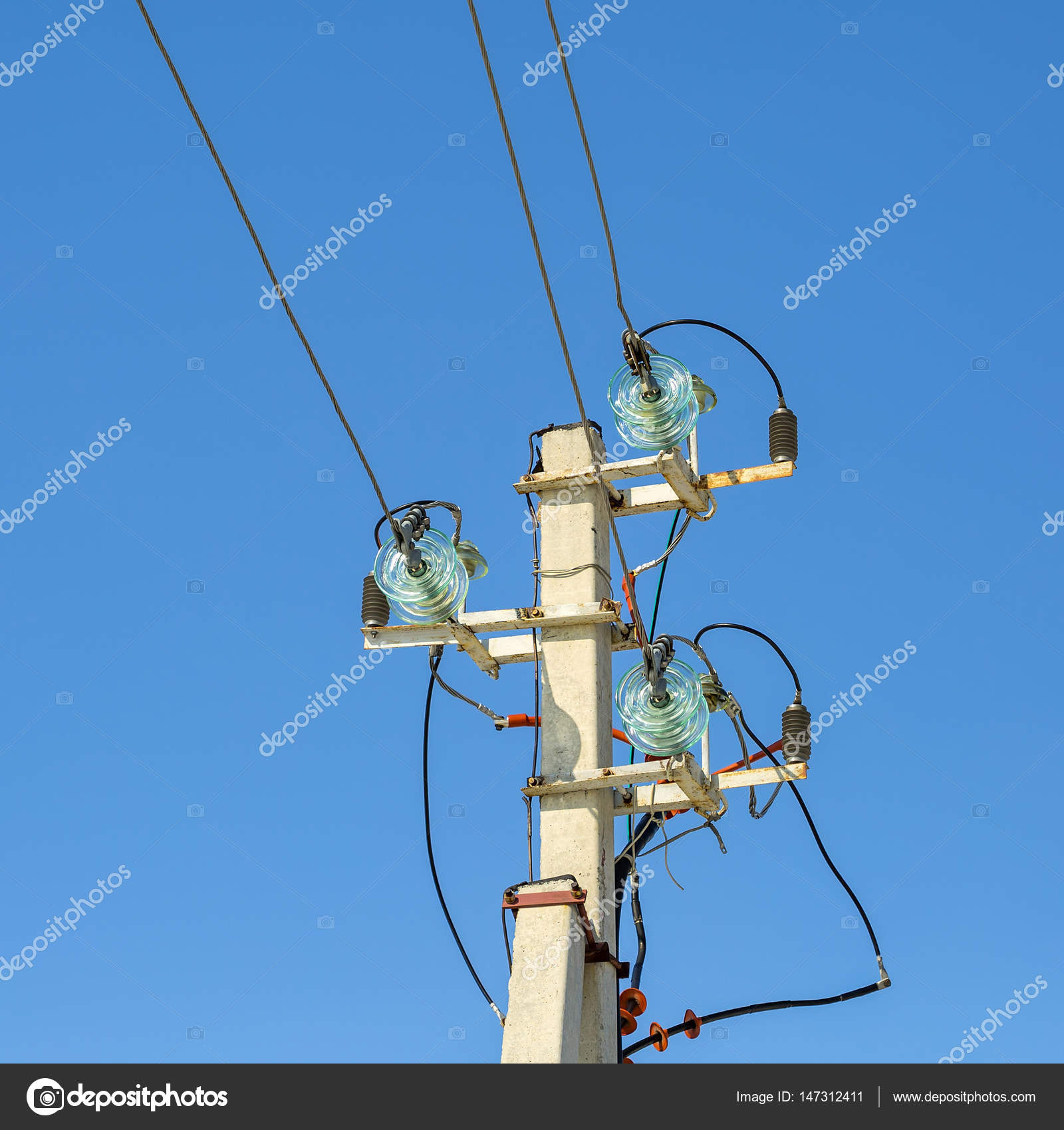 A concrete pillar with fixed wires electric — Stock Photo ...