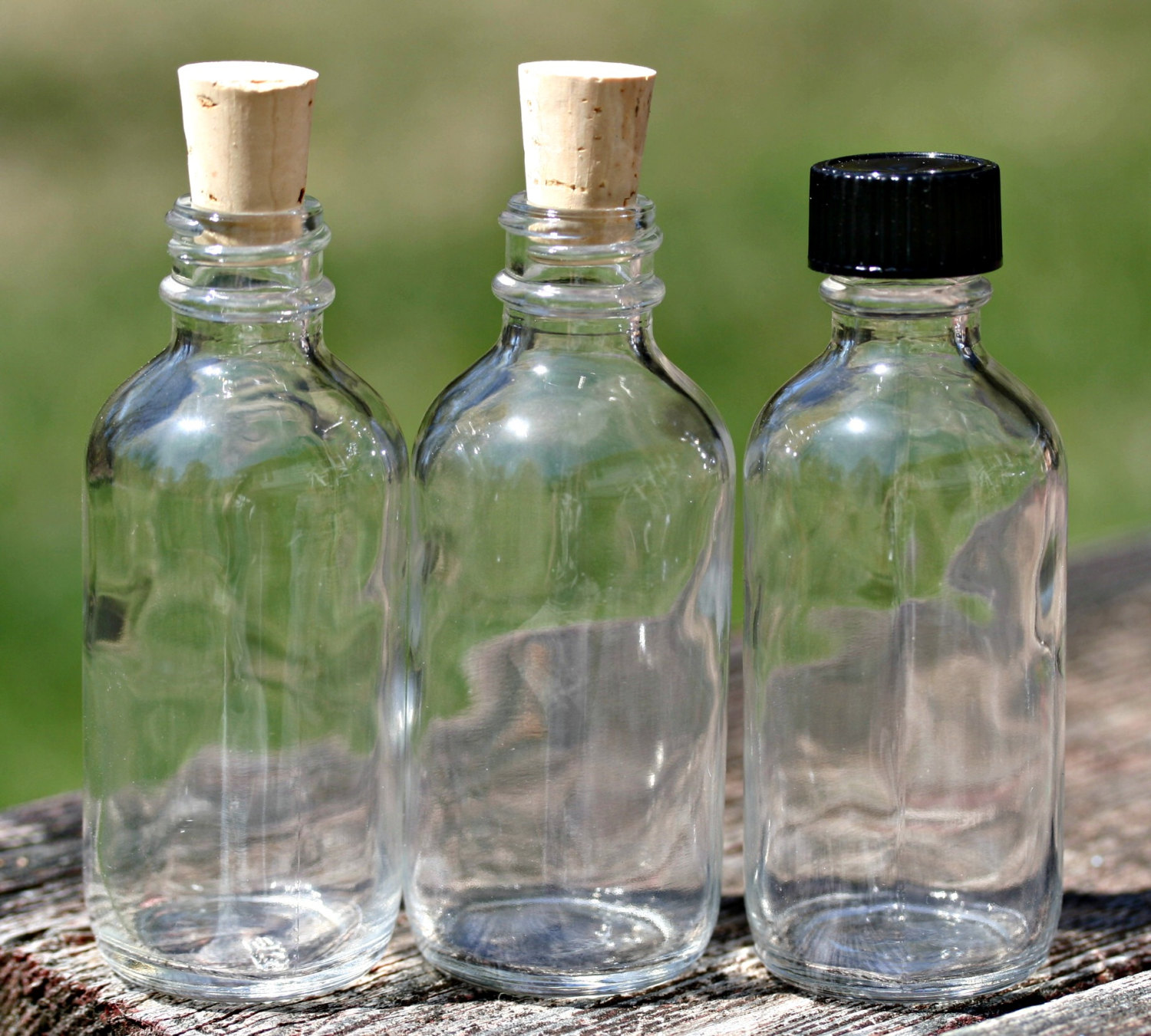 20 Bottles 2 oz. Corks Or Caps Clear Glass Bottle 60ml Empty