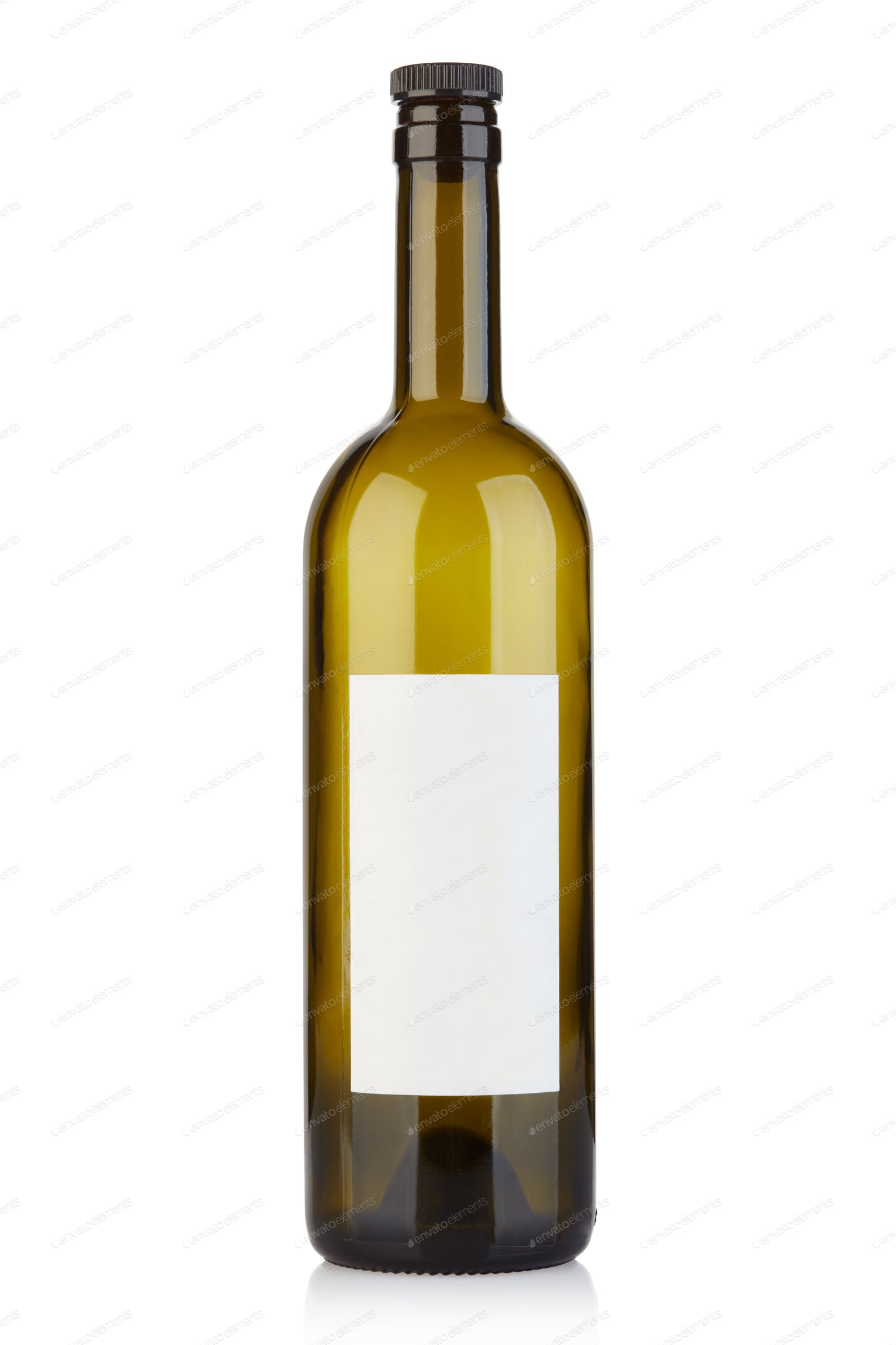 Empty wine bottle with cap and blank label isolated on white, cl ...