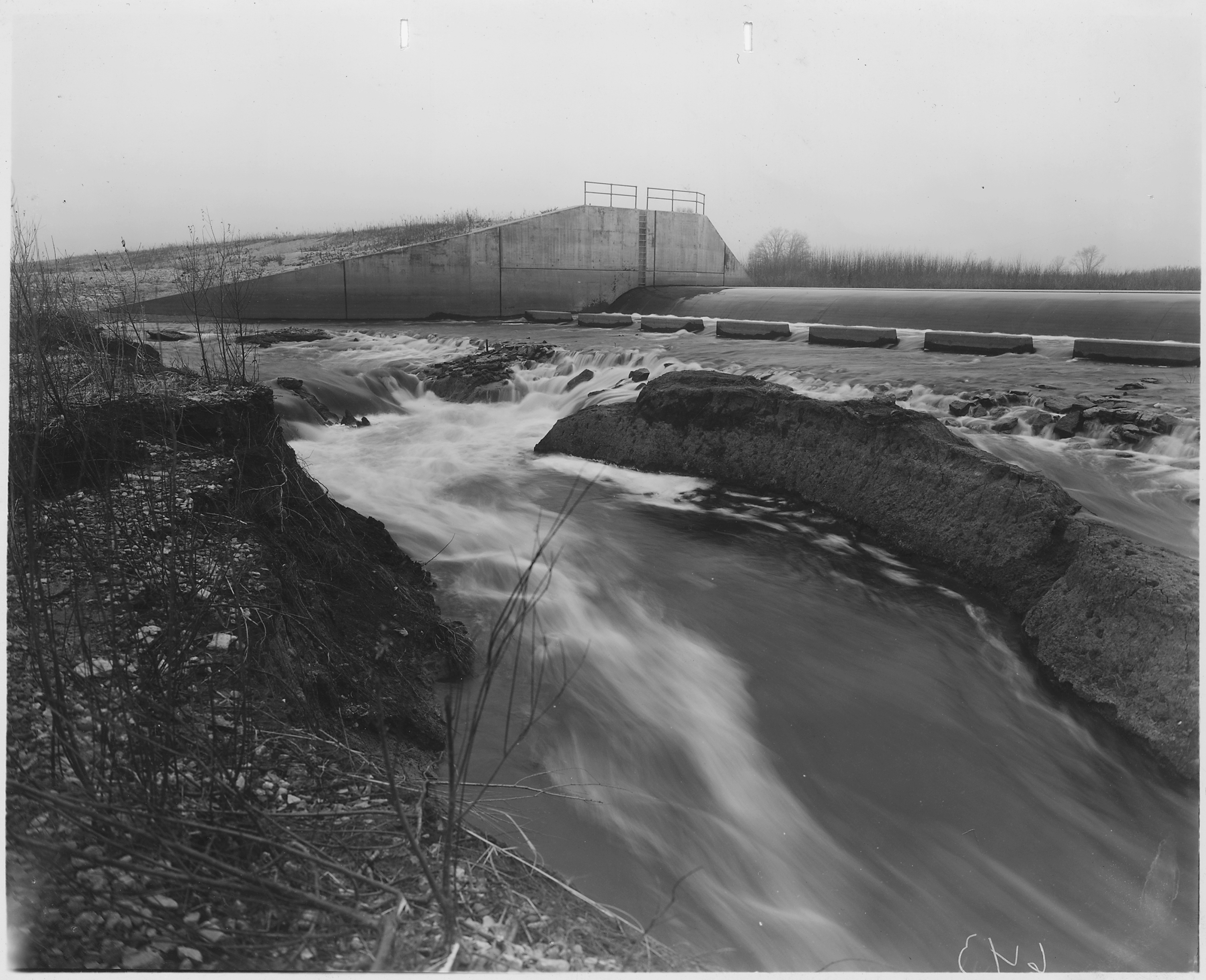 File:Photograph of erosion below Ogee Spillway, Dam No. 10 ...