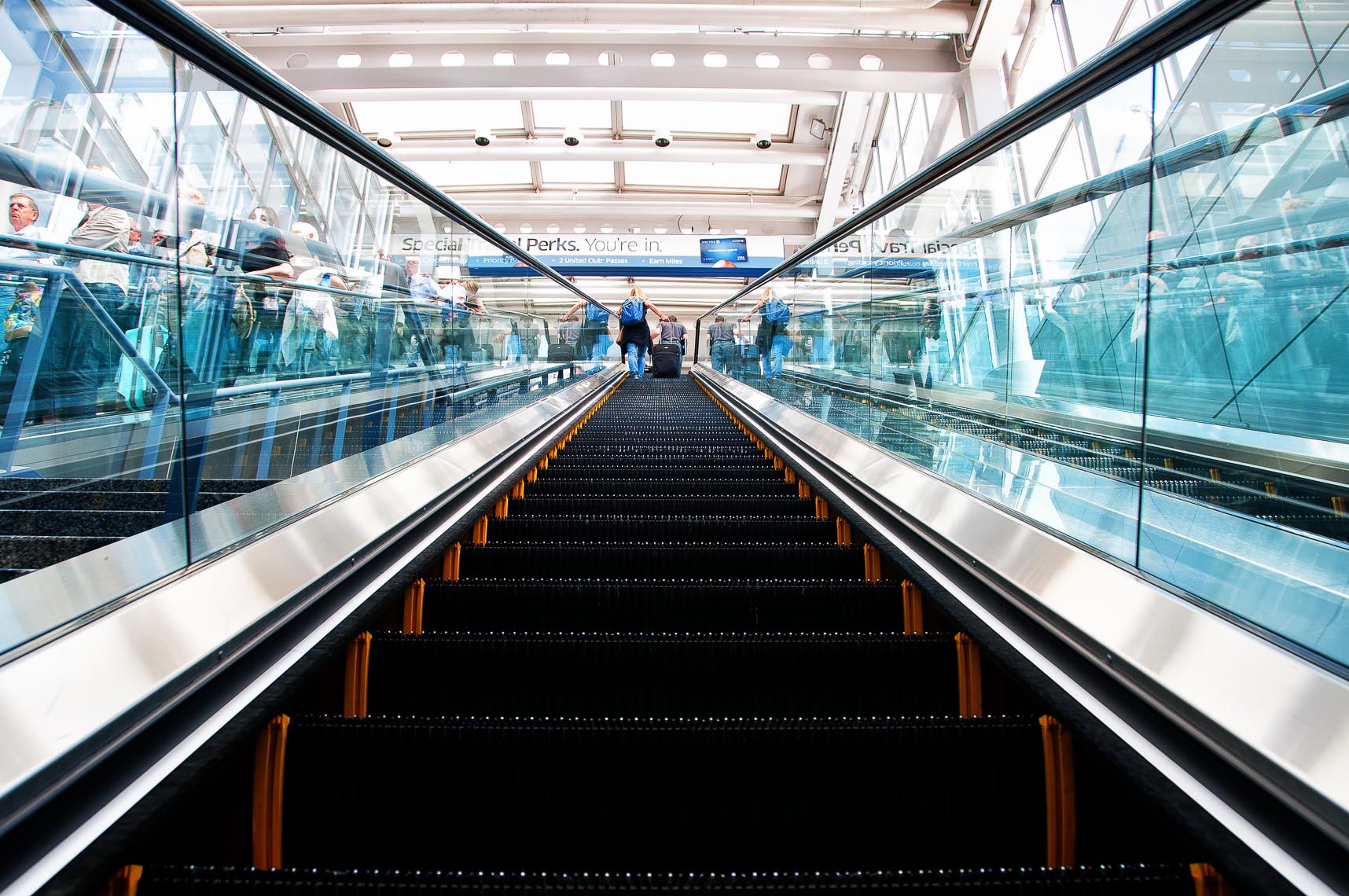 Escalator Chicago O'Hare Airport | Mike Lewis, Swimming | Editorial ...