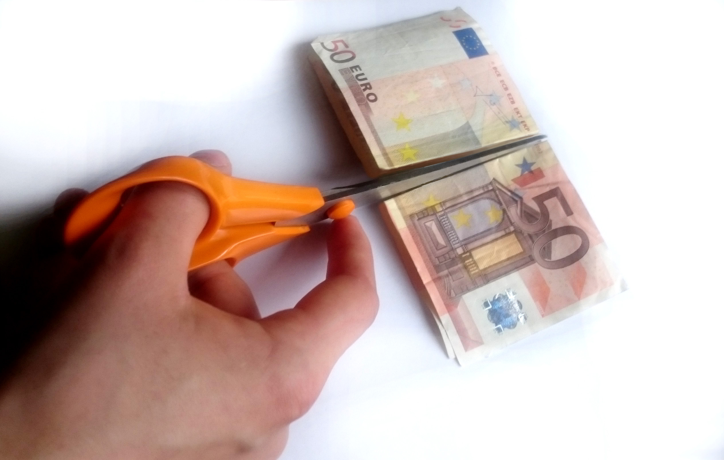 File:Cut 50 euros.jpg - Wikimedia Commons
