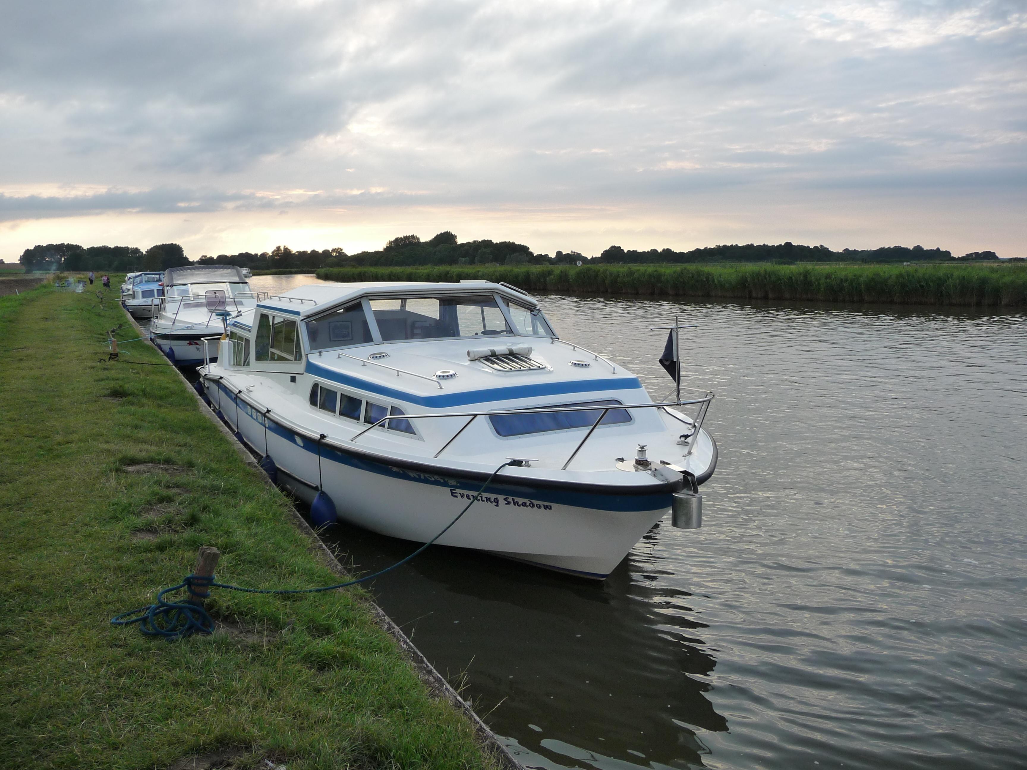 Evening Shadow is off again... -The Official NORFOLK BROADS FORUM