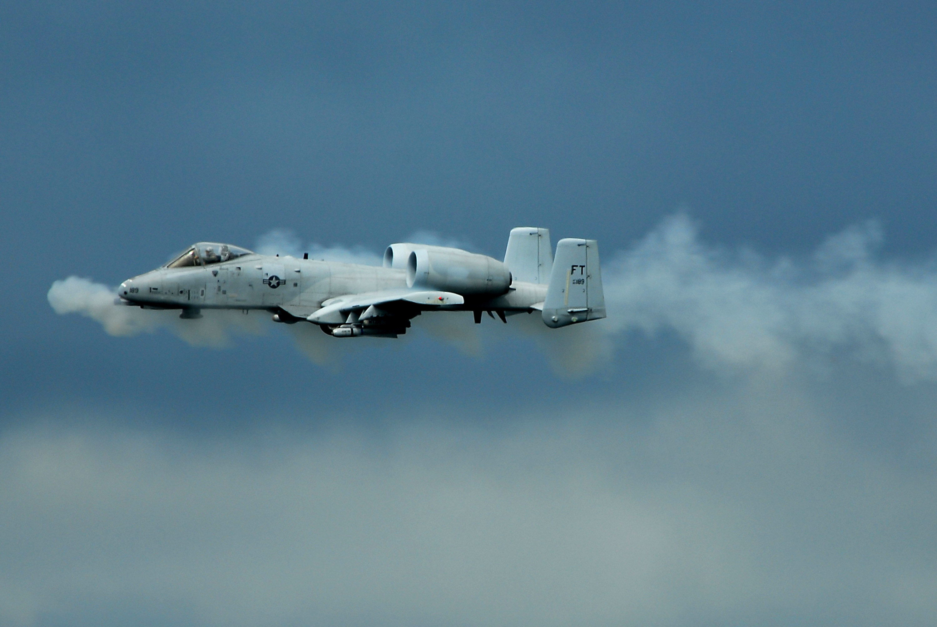 Fairchild-republic a-10 ''thunderbolt ii'' (''warthog'') photo