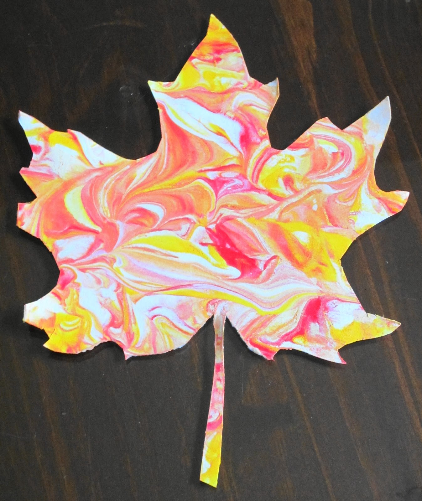 Teaching with TLC: Create marbled fall leaves with shaving cream!