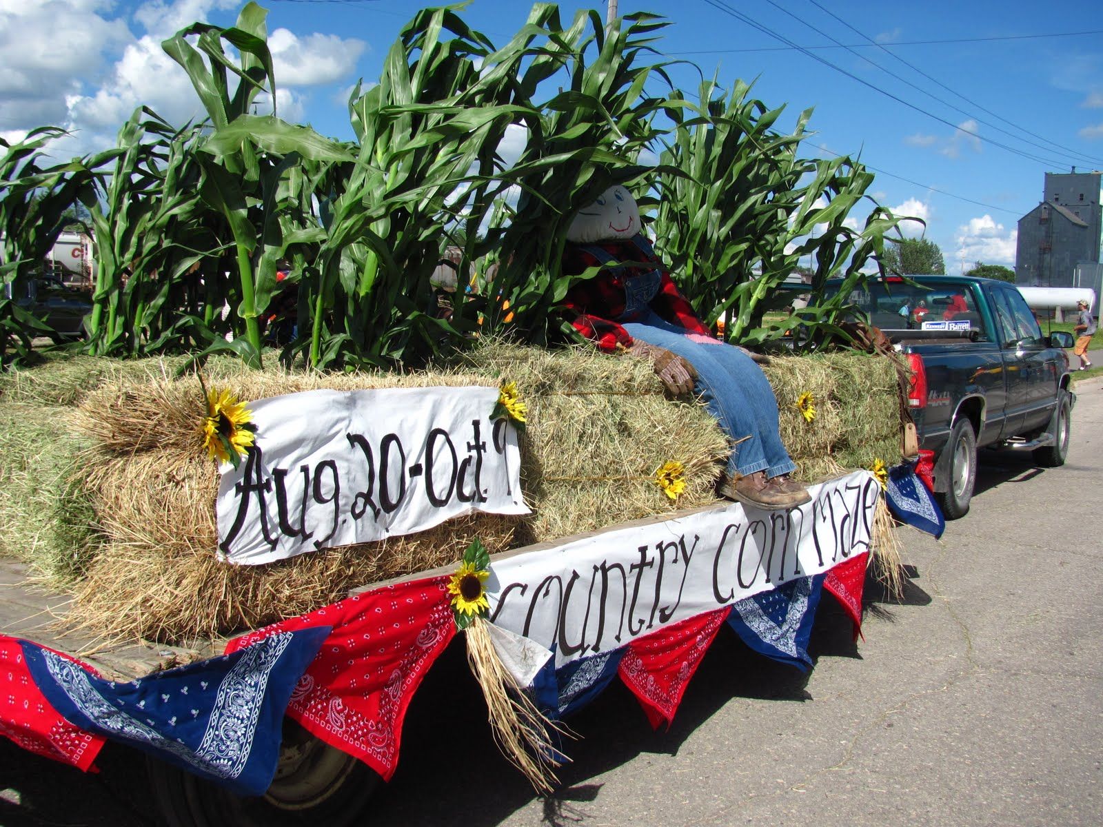 Farm Parade Float Ideas | Cornfest Parade | Pinterest | Farming, FFA ...