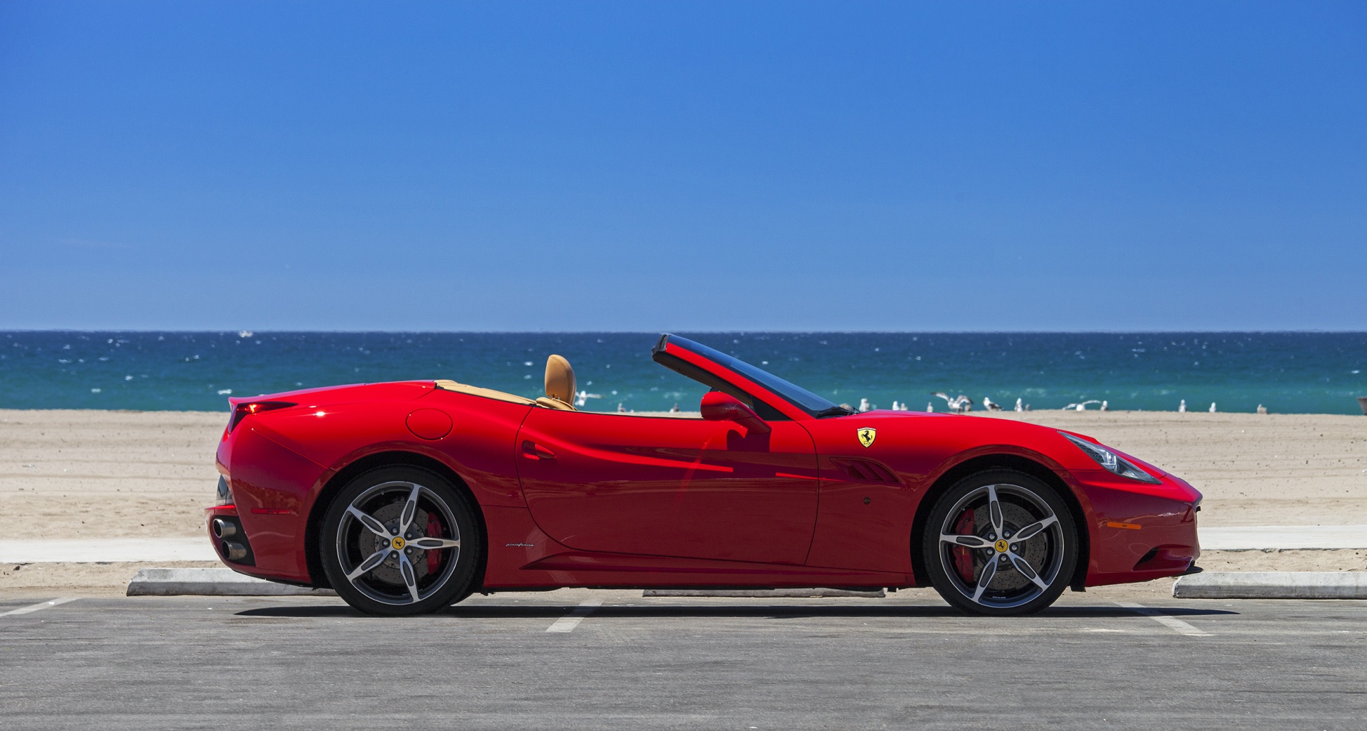 Ferrari California - Luxury Car Rental in New York, NY