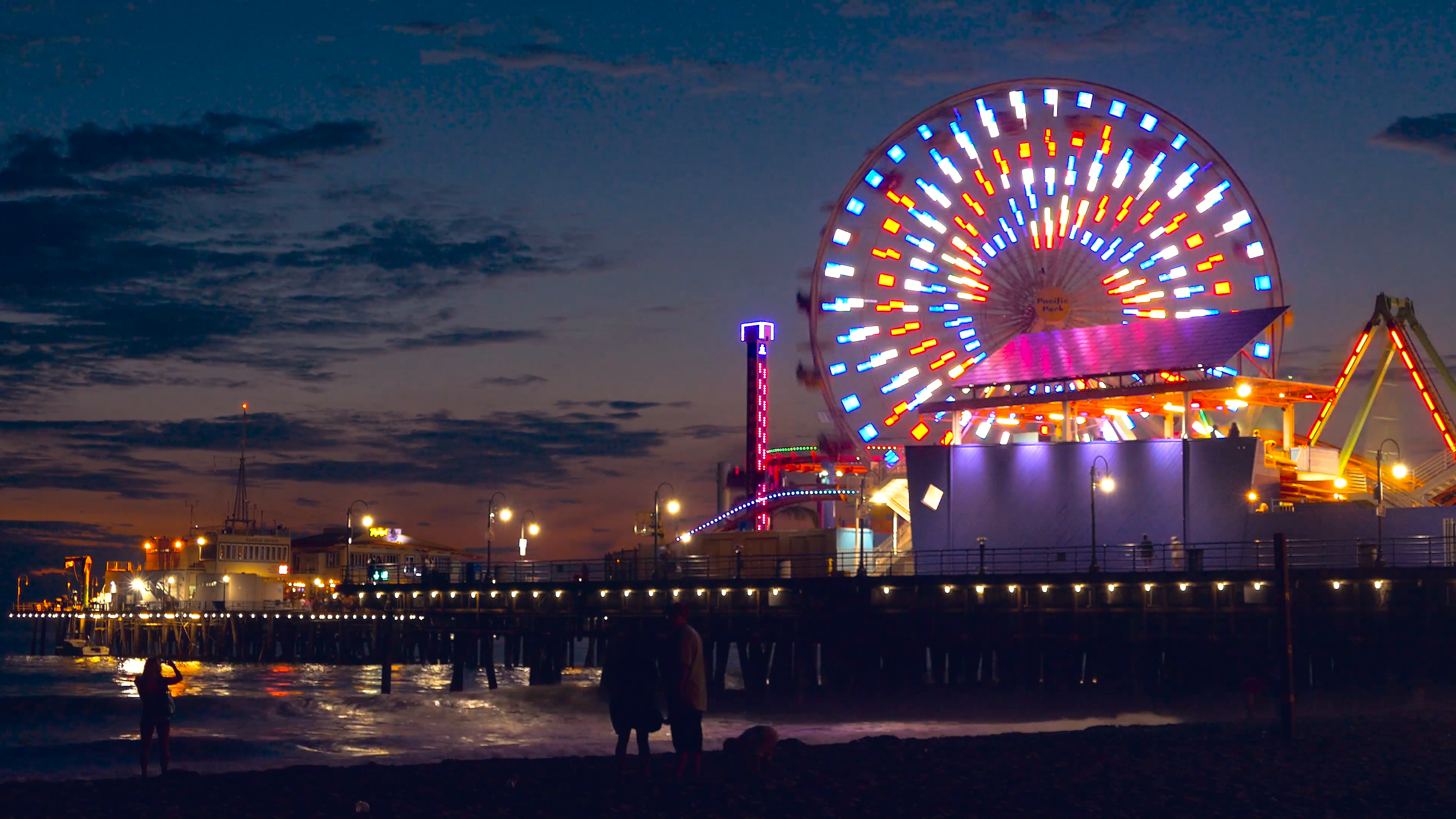 Illuminated Santa Monica Pier Night Ferris Wheel Beach Nature ...