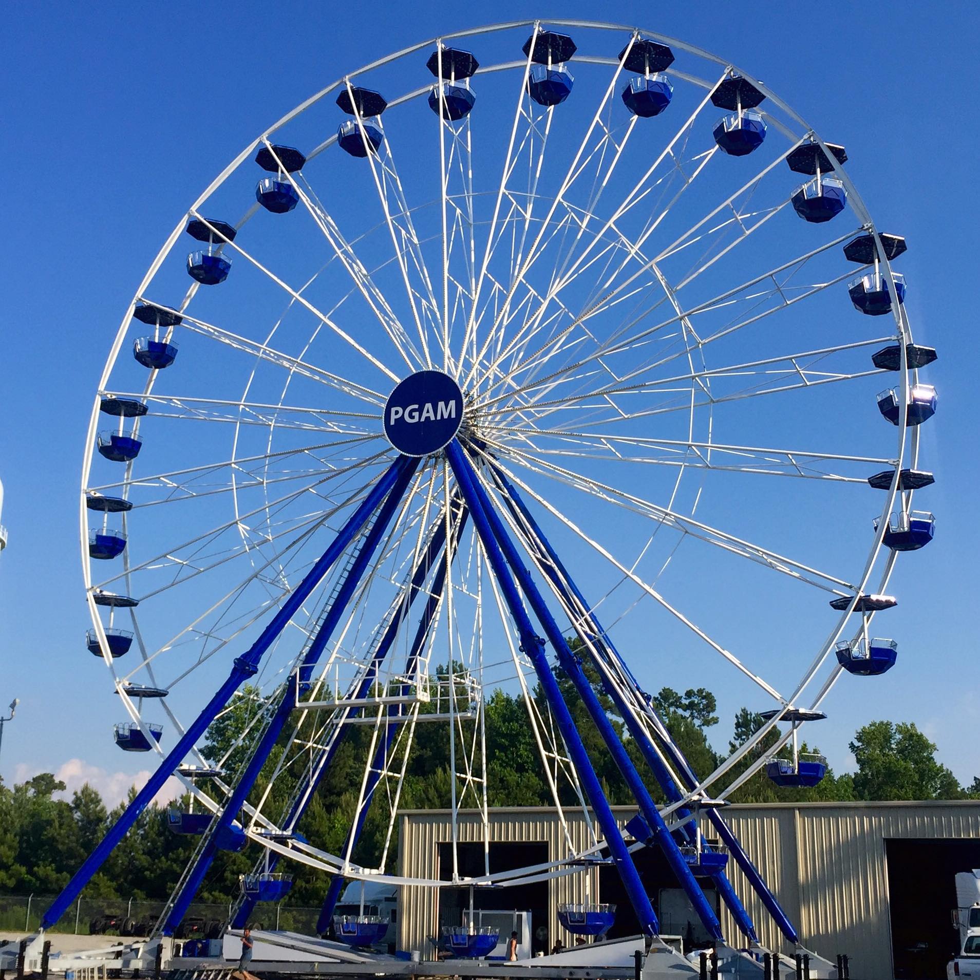 New Lamberink RL33 Ferris Wheel delivered to PGAM. - New Rides Europe