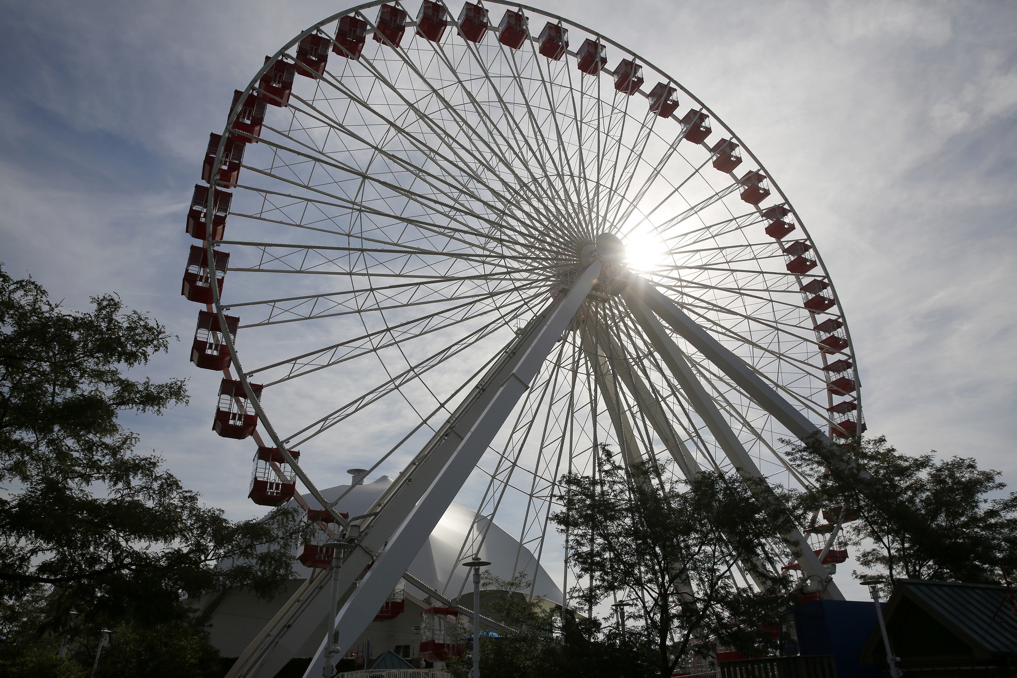 Former Navy Pier Ferris wheel opens in Branson, Mo. - Chicago Tribune