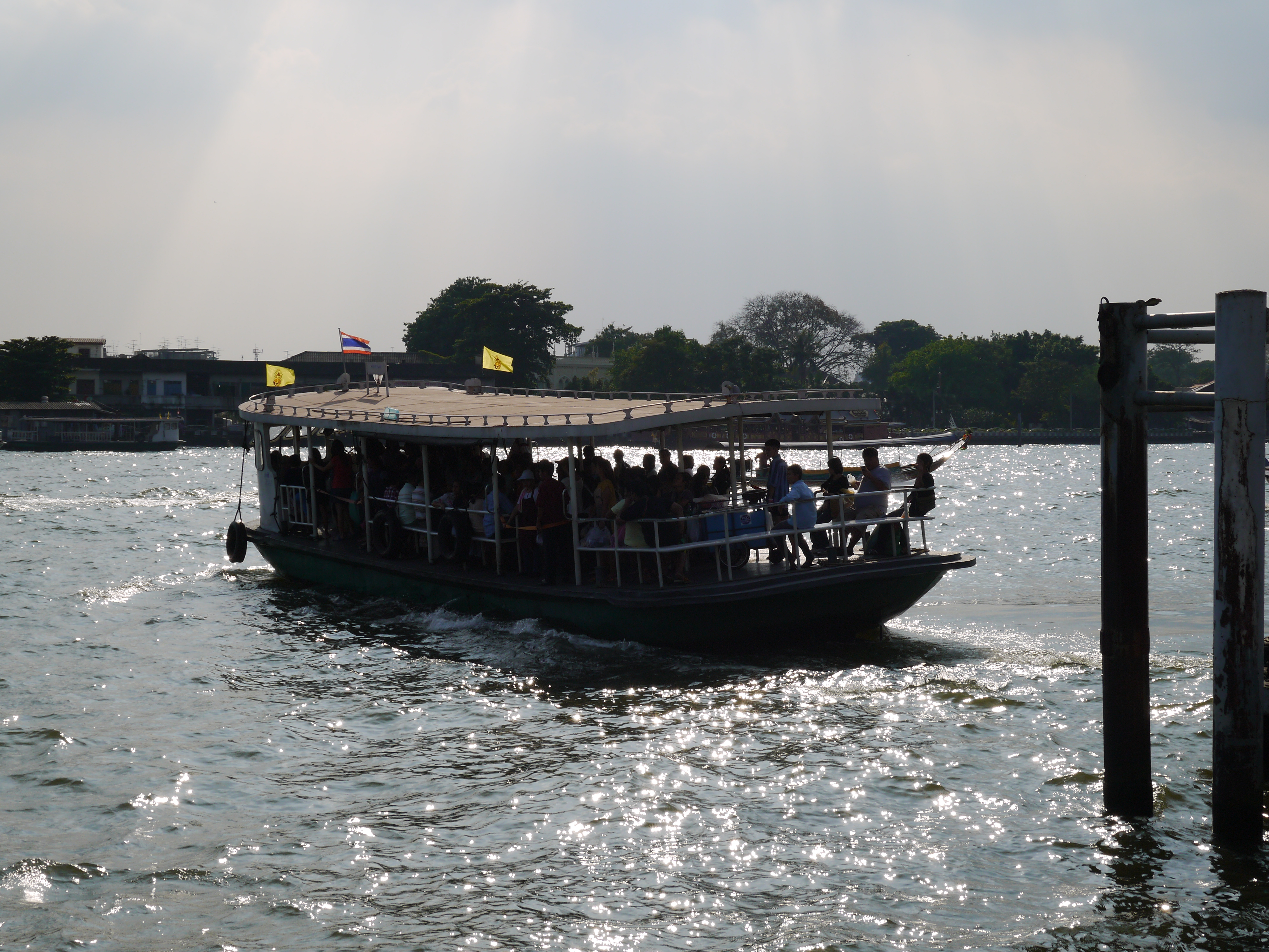 Chao Phraya River | Guide to Bangkok Boat Travel