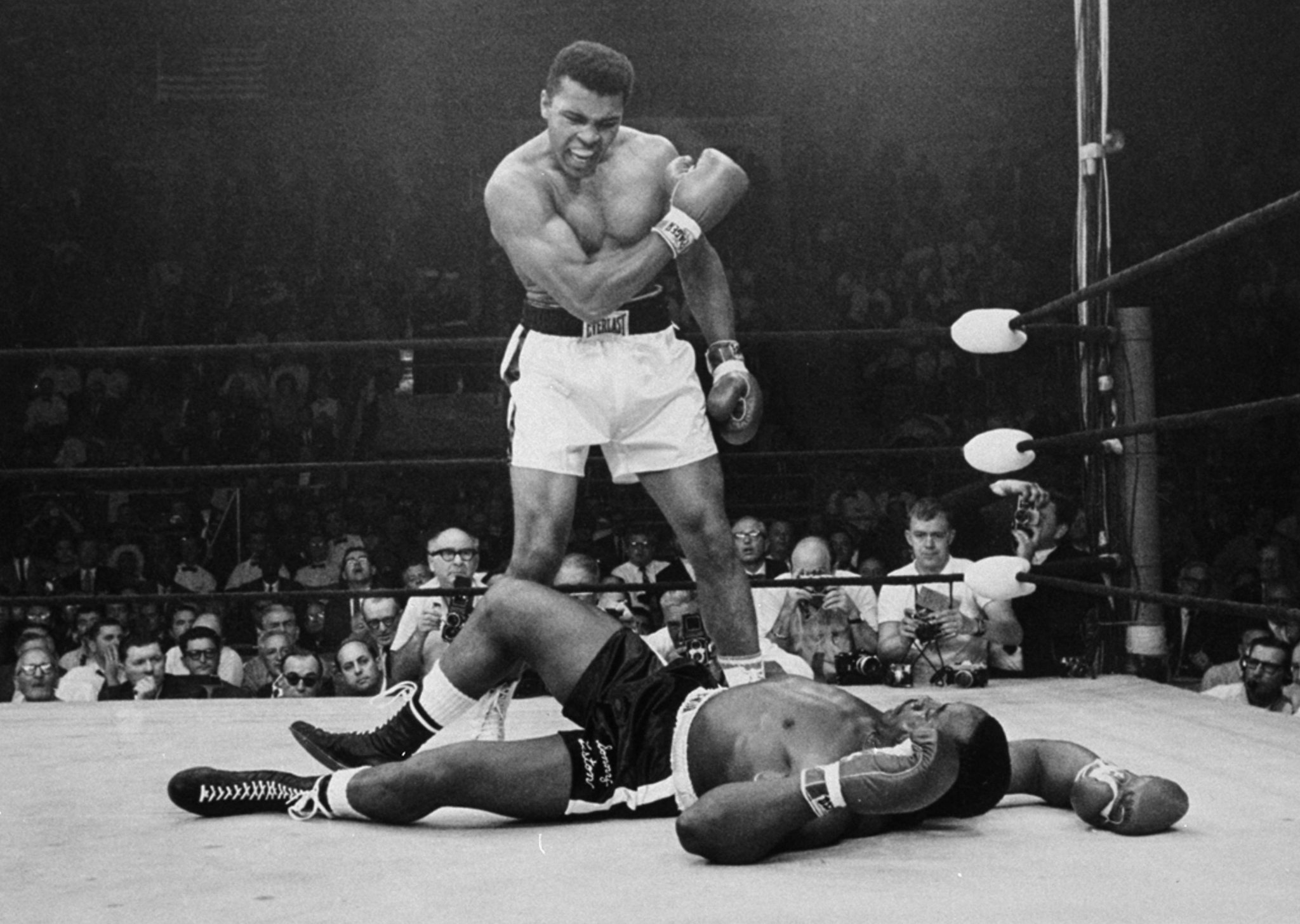 The Night the Ali-Liston Fight Came to Lewiston - The New York Times