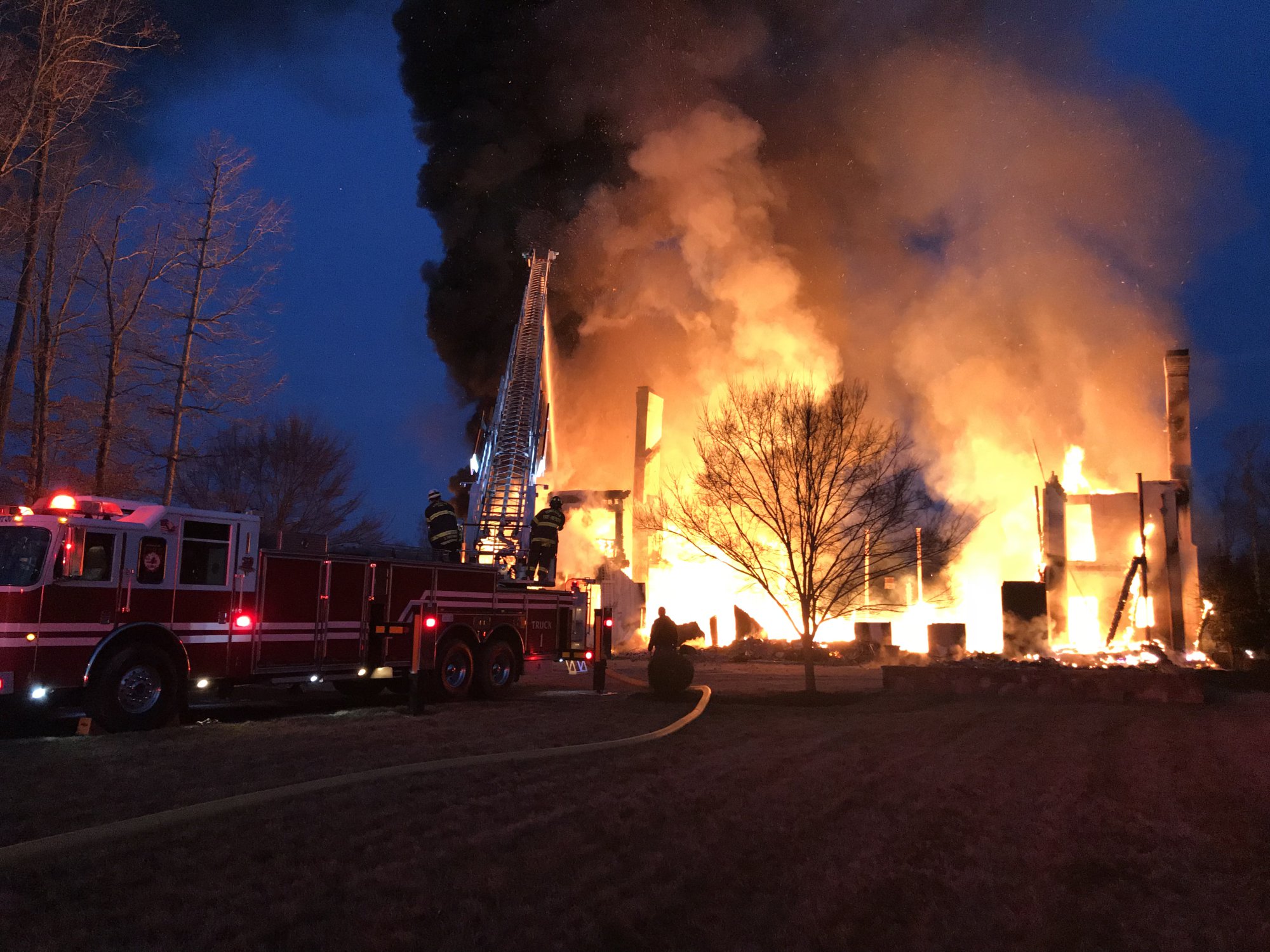 Mansion is 'complete loss' after Powhatan County fire | WTVR.com
