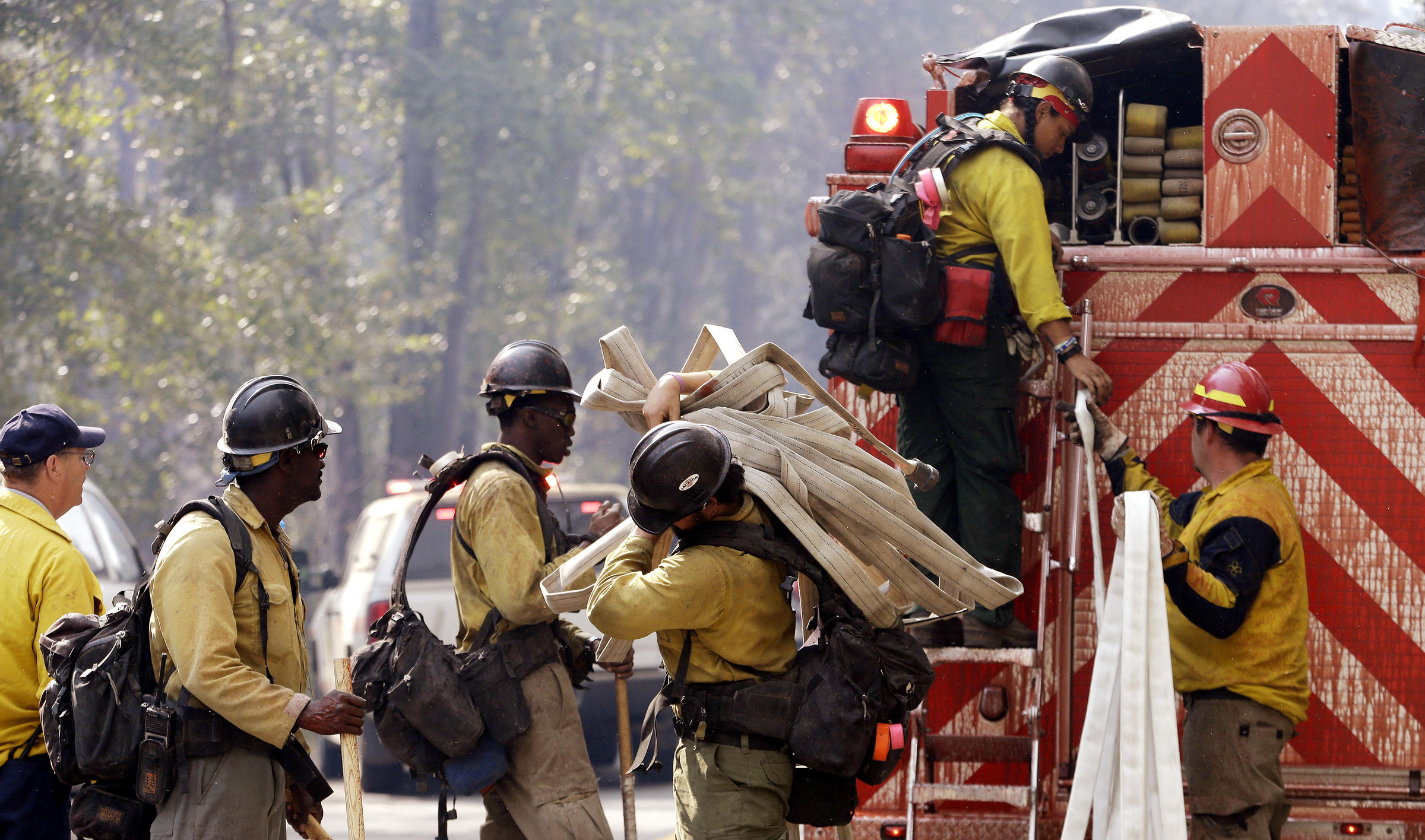 How To Help And Who Should Volunteer In Wildfire Fight | KUOW News ...