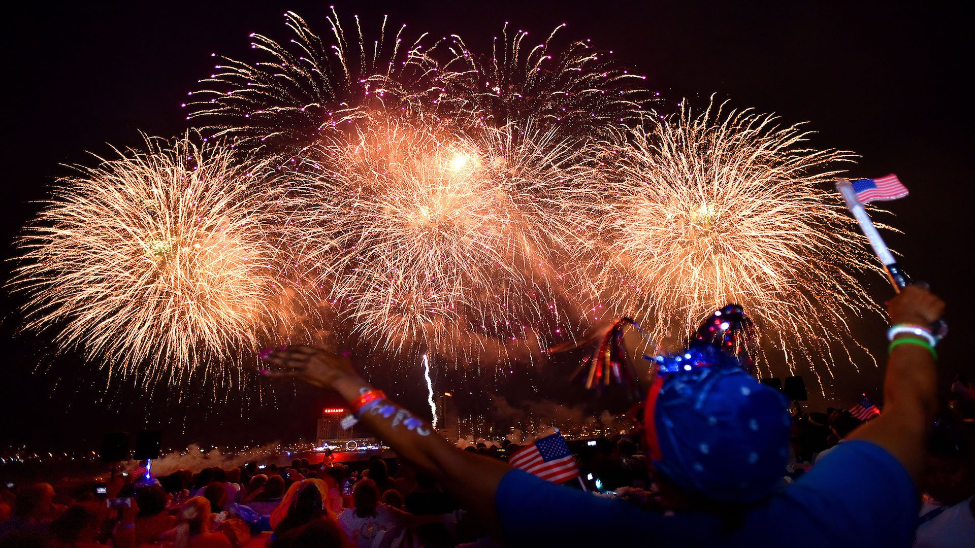 Ford to Host Fireworks Show in Detroit for July 4 - The Drive