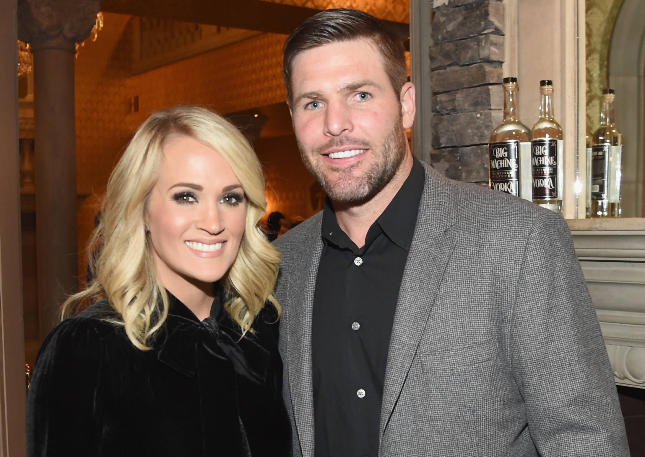 Five Times Carrie Underwood and Mike Fisher Won the Best Couple Ever ...