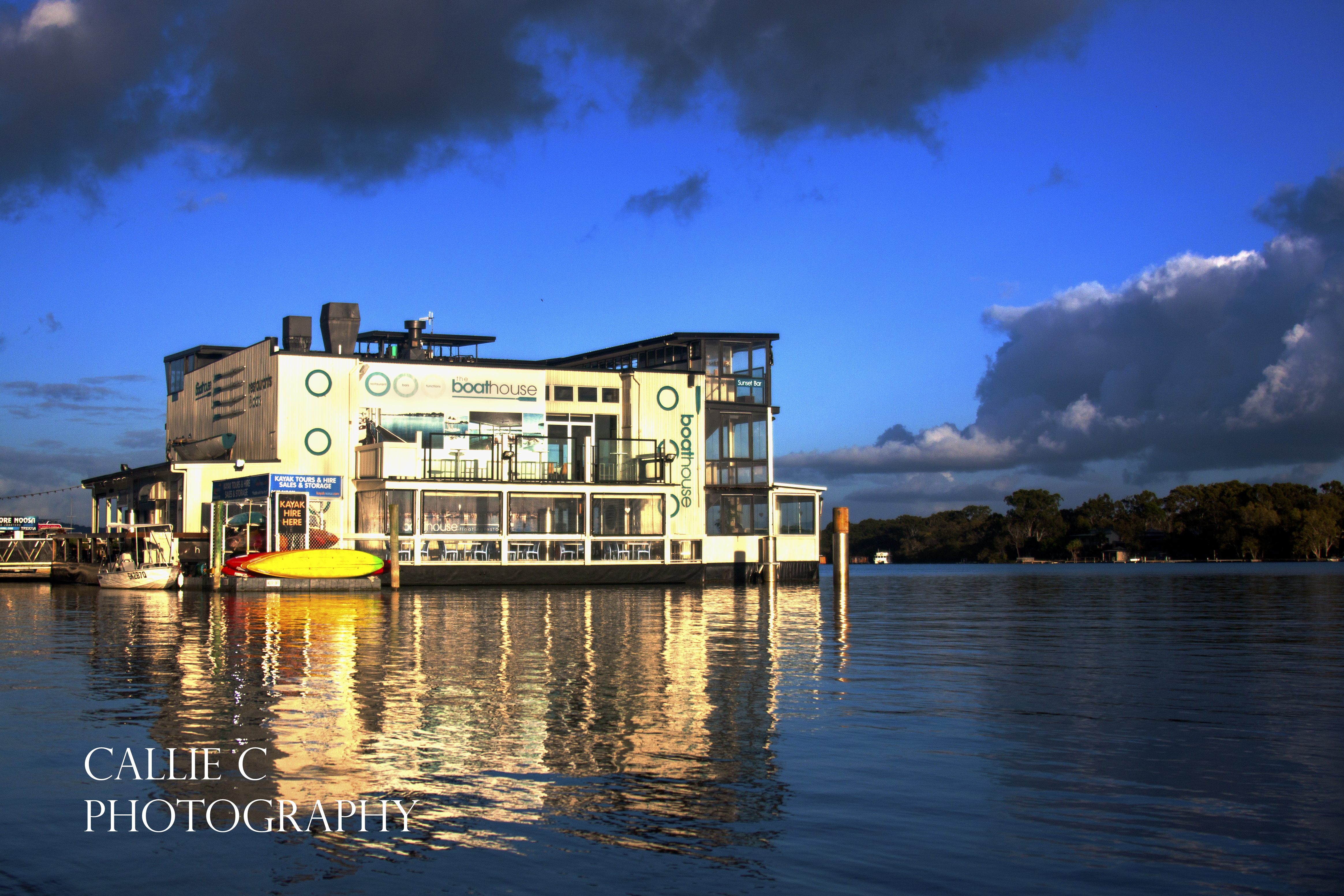 Floating Restaurant – “The Boat House” Noosaville River – Callie C ...