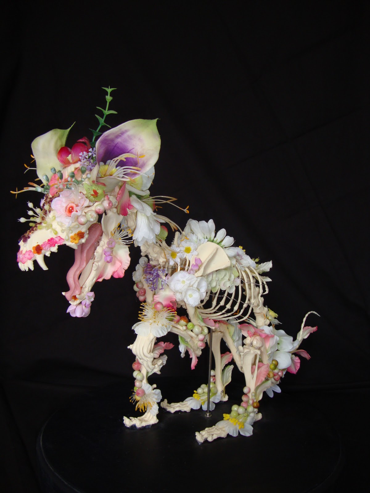 Cedric Laquieze: flower skeleton sculptures