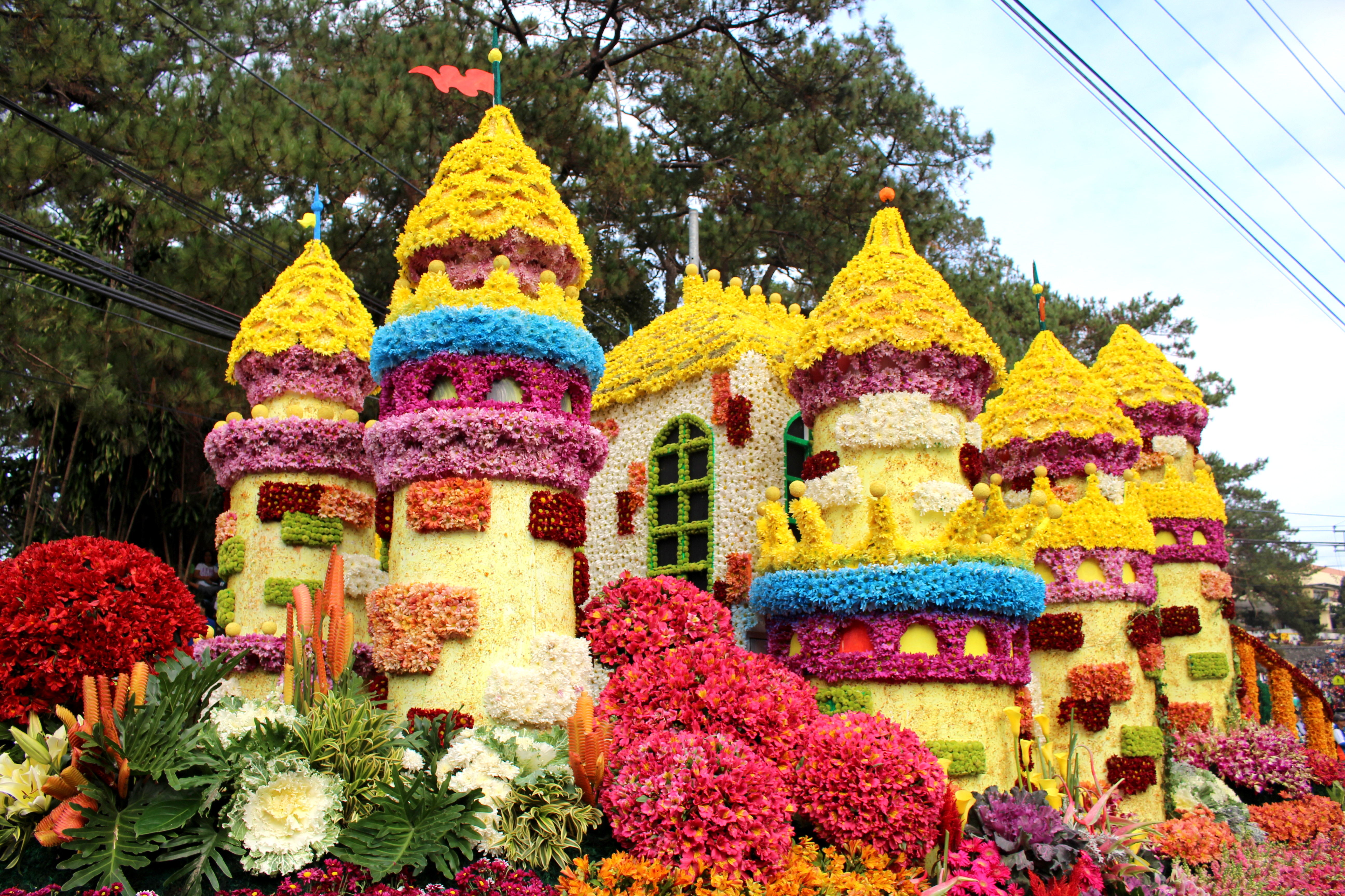 IN PHOTOS: Stunning floats in full bloom at Panagbenga 2016