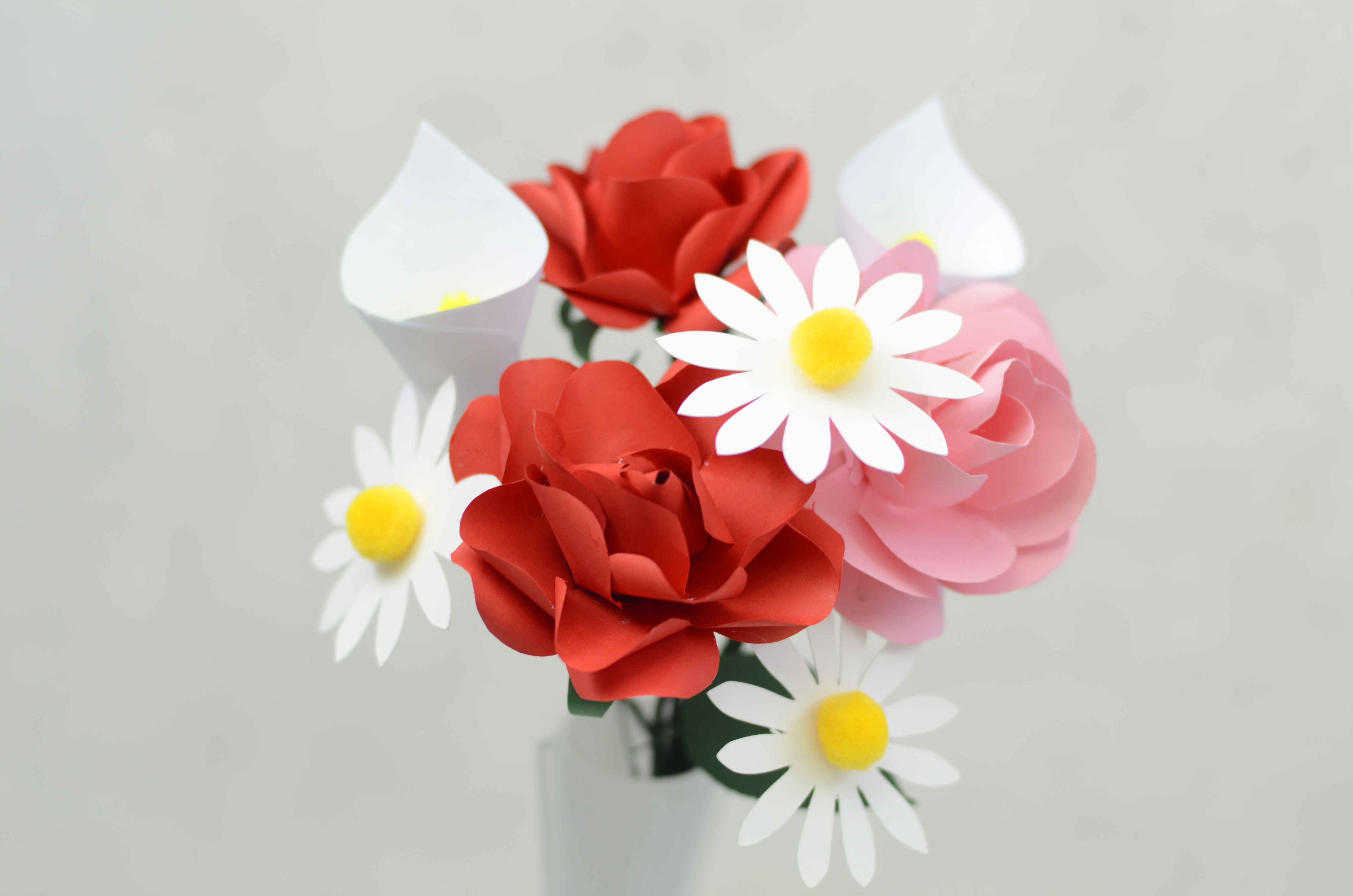 The Complete Guide to Making Paper Flowers - Creative Pop Up Cards