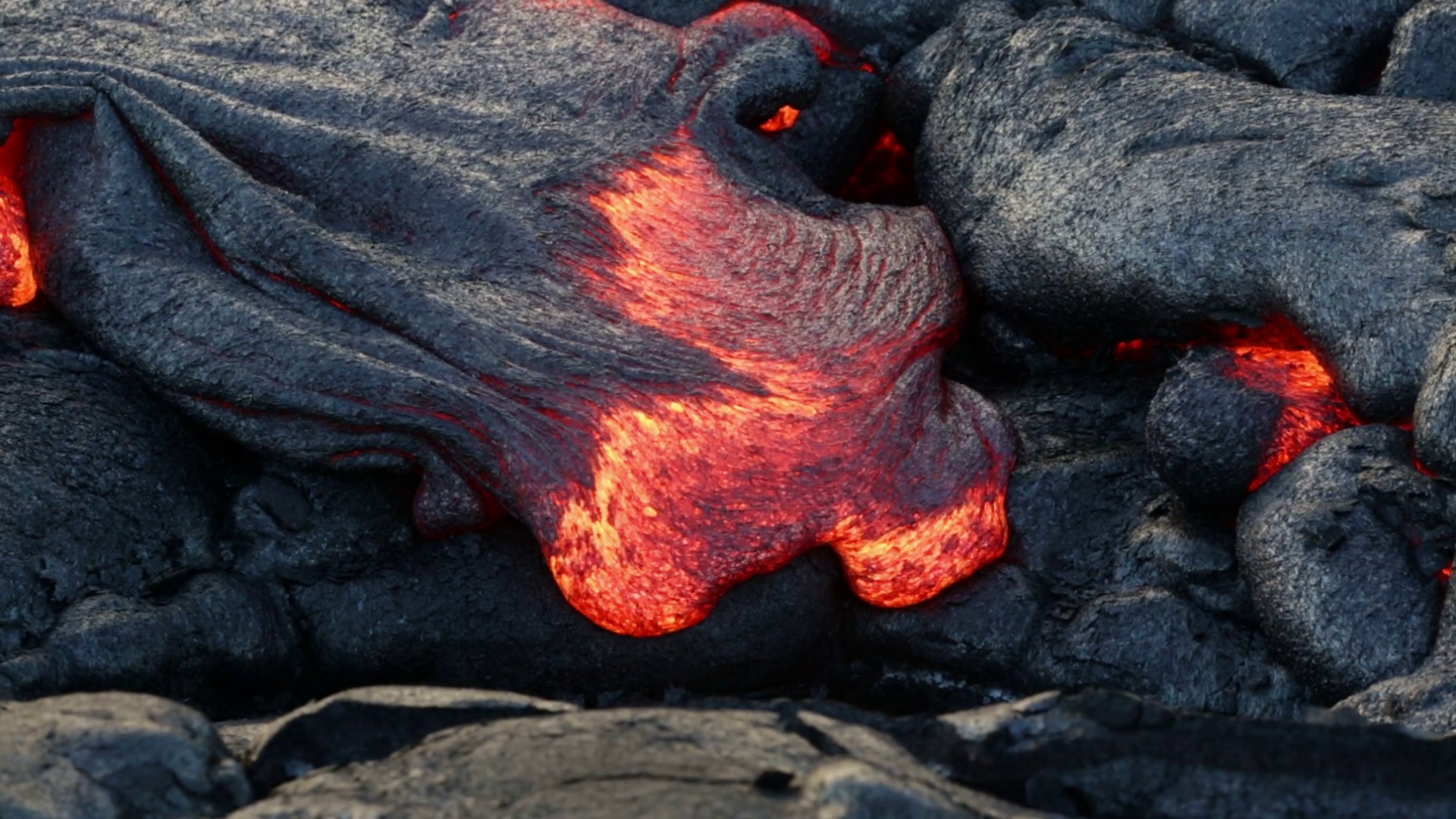 Lava timelapse, Big Island volcano, Hawaii. Flowing lava time-lapse ...