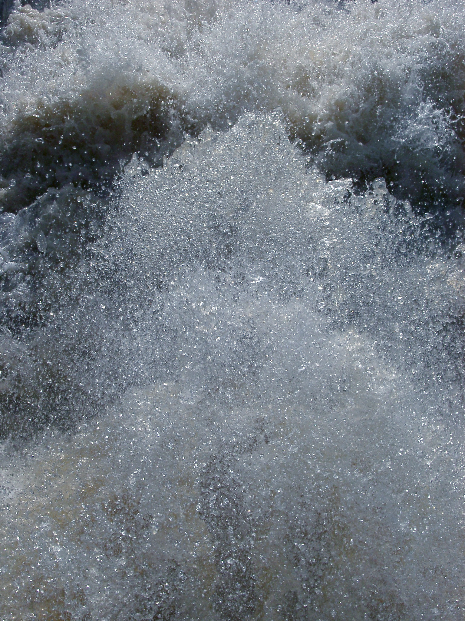 Free image of foaming water