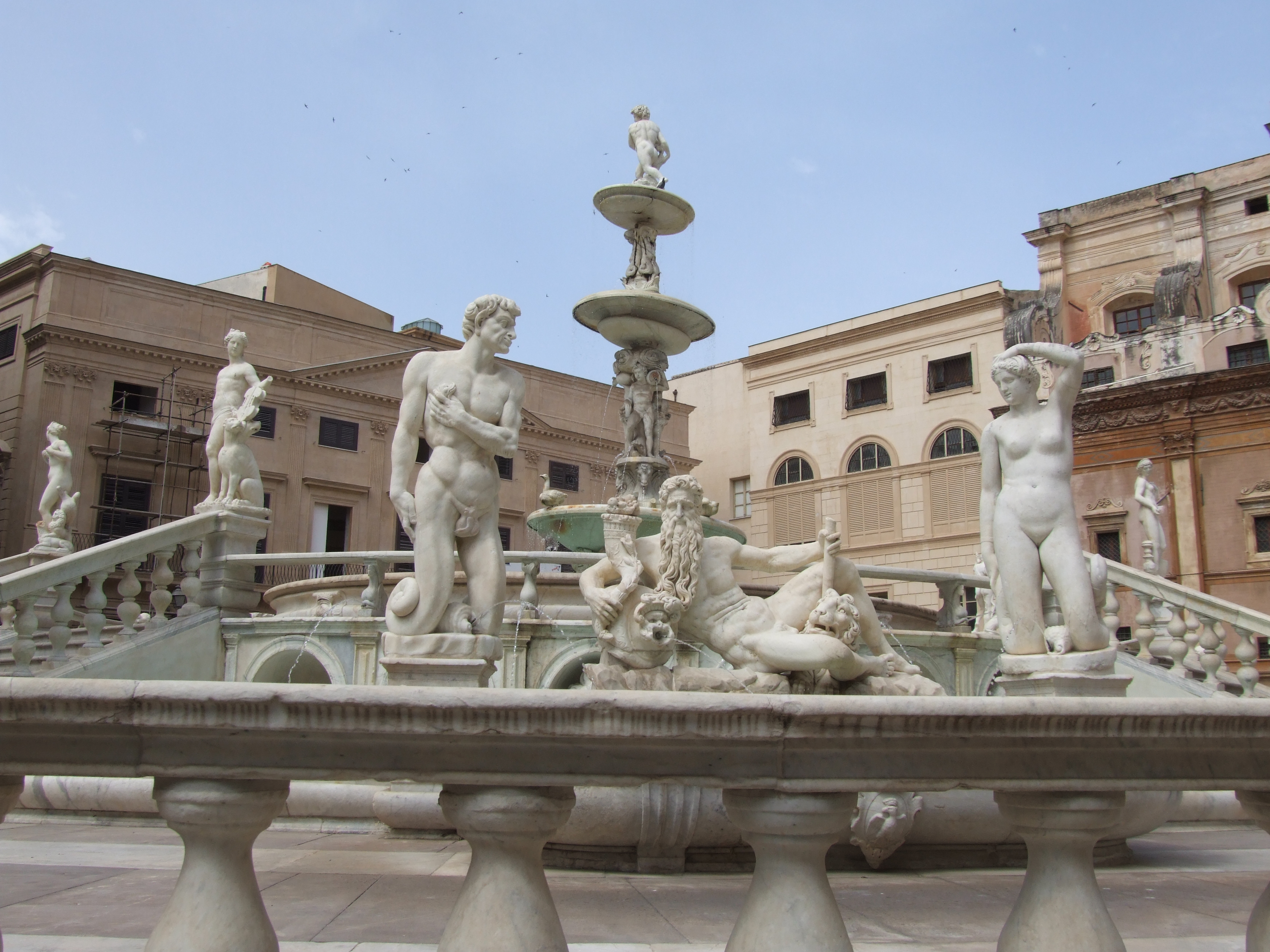 File:Fontana pretoria mt.jpg - Wikimedia Commons