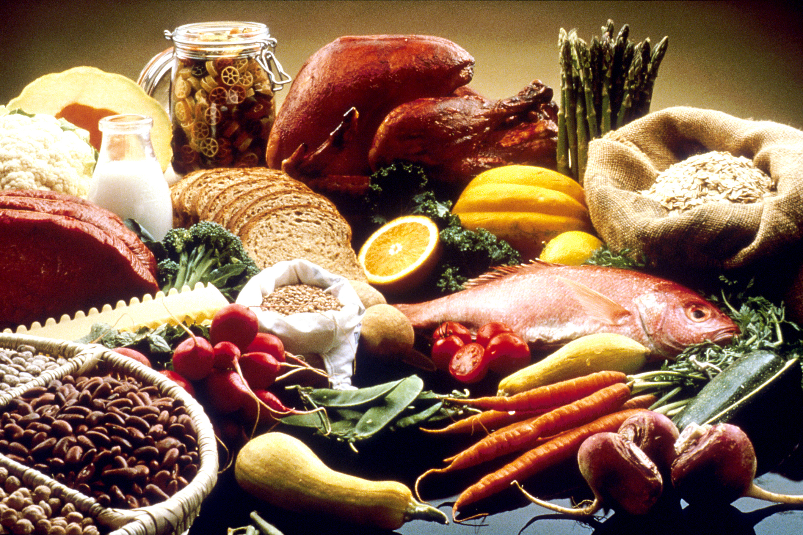 File:Good Food Display - NCI Visuals Online.jpg - Wikimedia Commons
