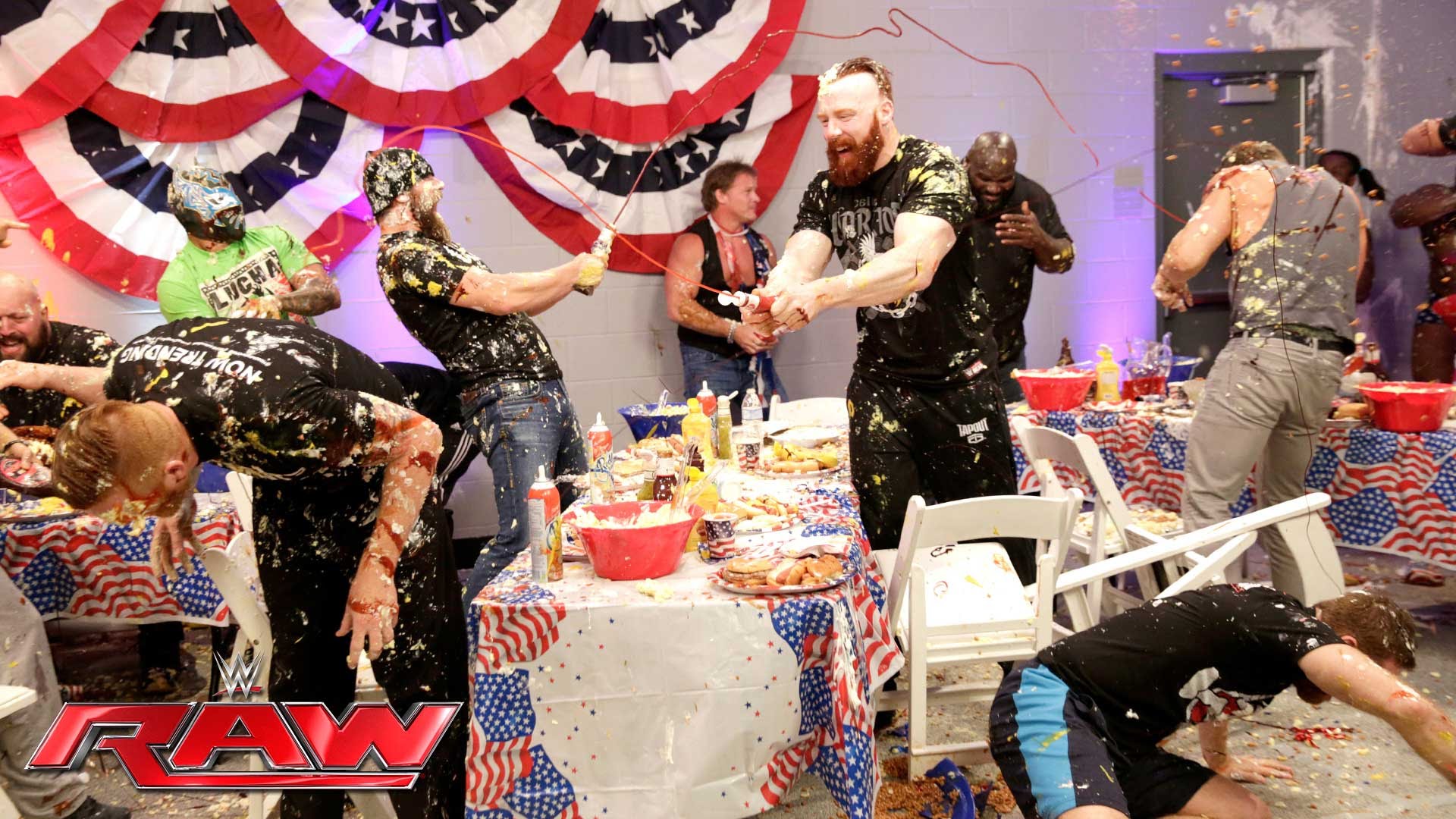 A food fight erupts during WWE's pre-Raw Fourth of July barbecue ...