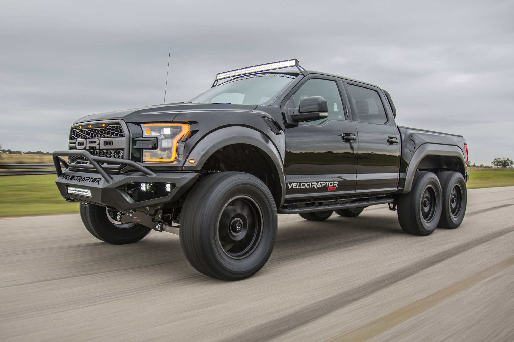 6x6 Ford Truck Is 'Aggression on Wheels'