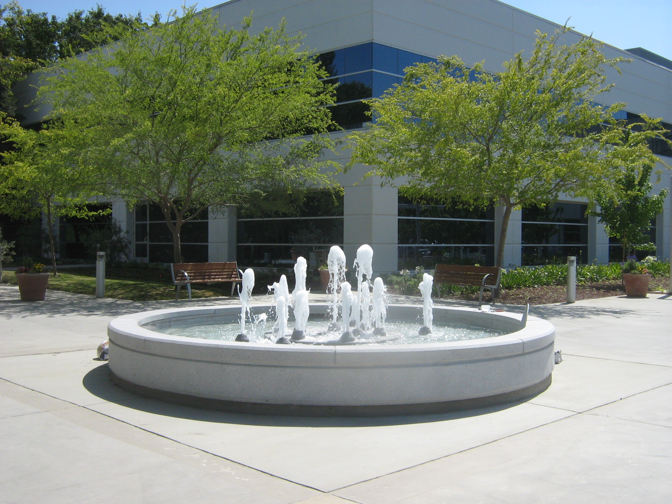 Commercial Fountains | Commercial Water Fountains