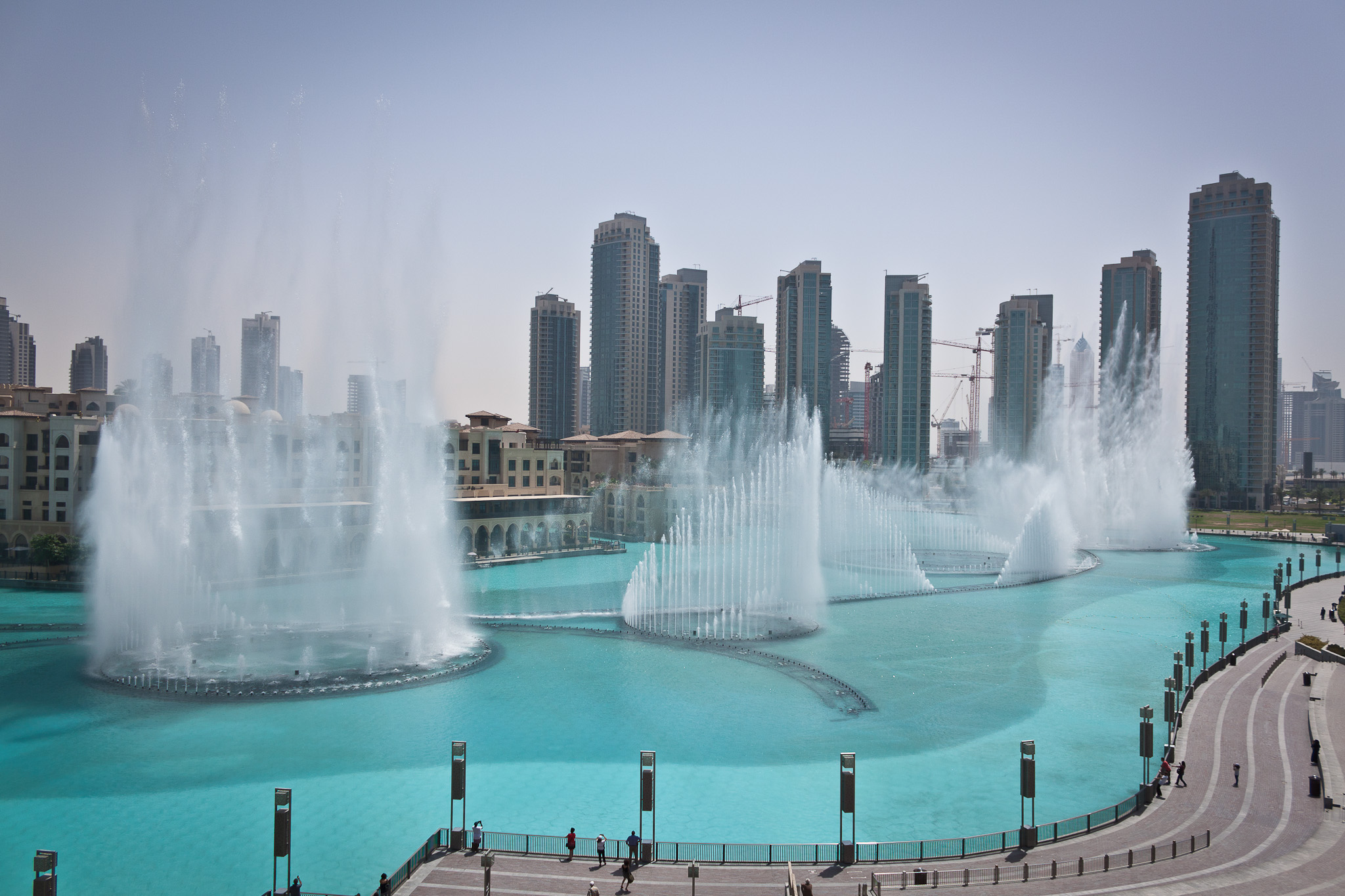 Dubai Fountain, The Dancing Water Fountain – UAE - Traveldigg.com