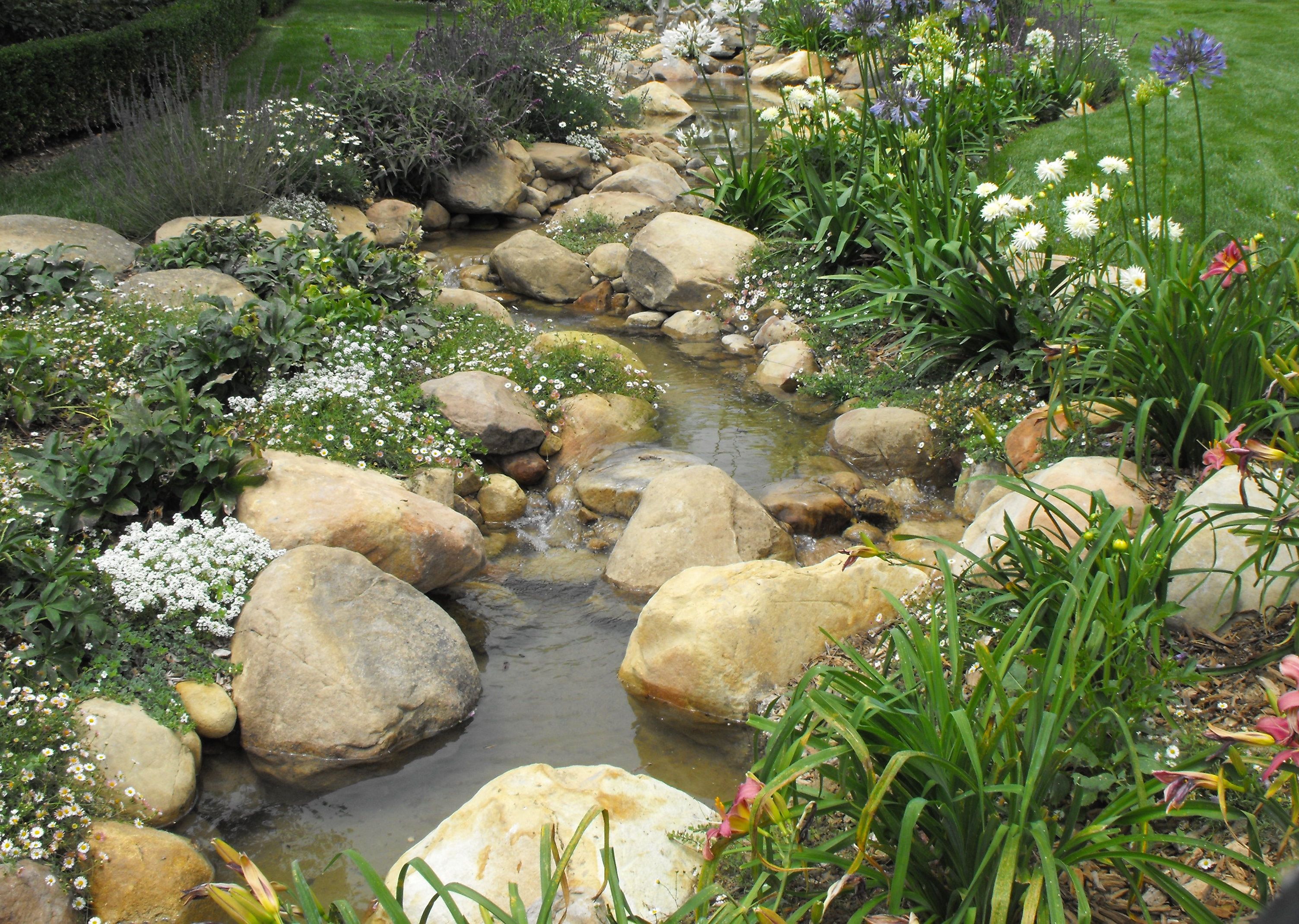 I'd like to build a creek instead of a typical fountain'ish' stream ...