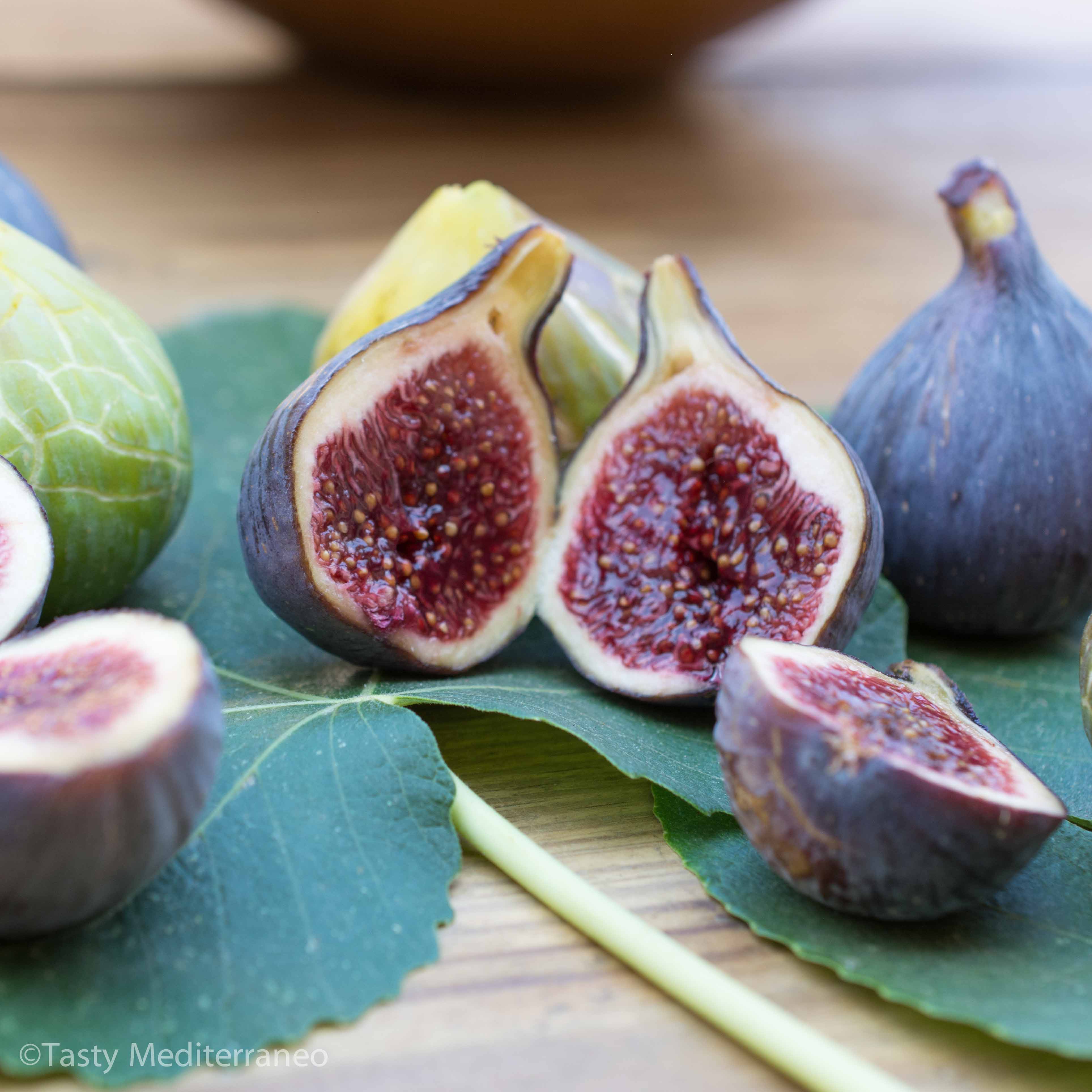 3 Fresh fig breakfast recipes – Tasty Mediterraneo