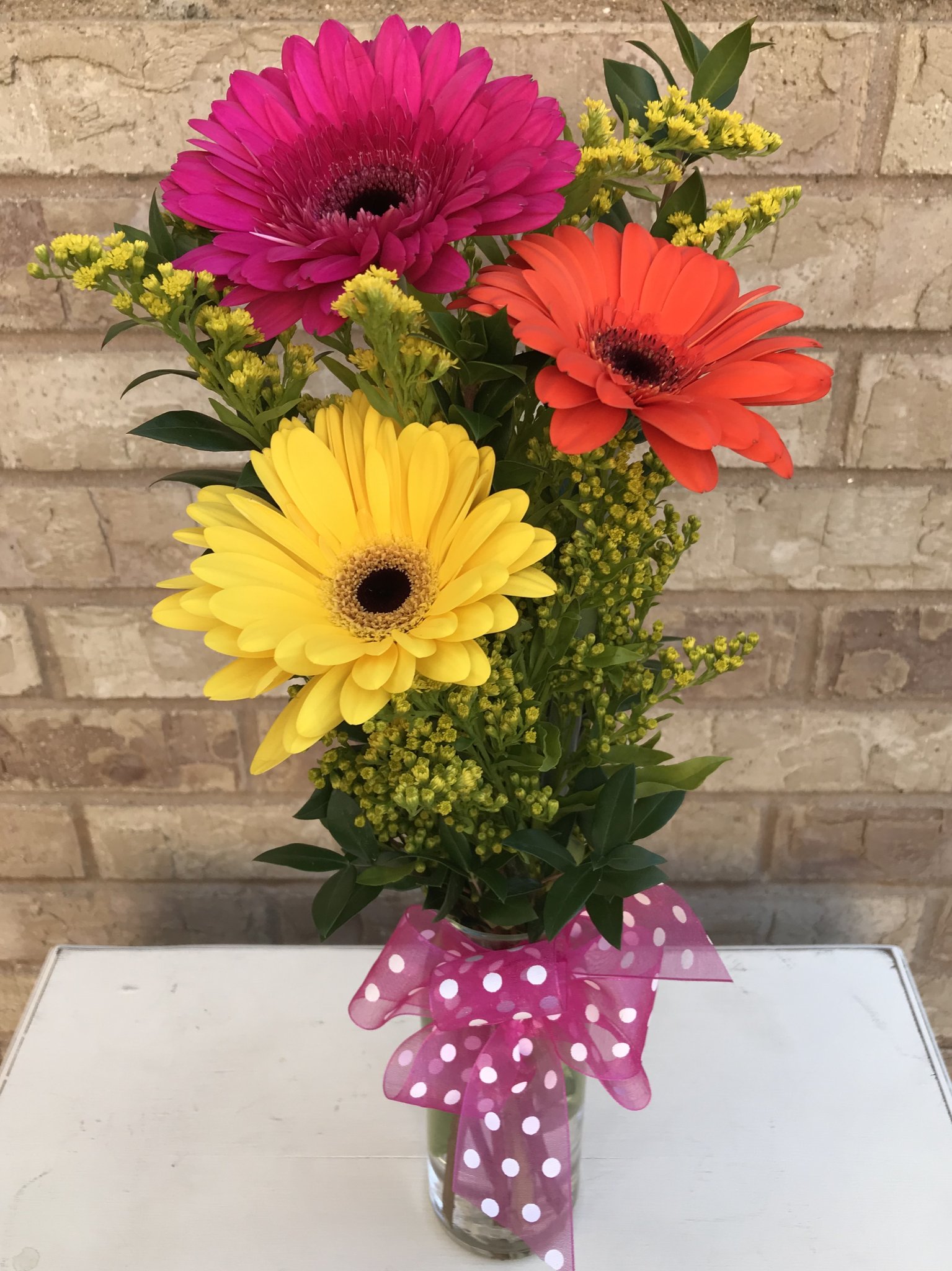 Fresh Flower Arrangement $25 – The Serenity Shoppe